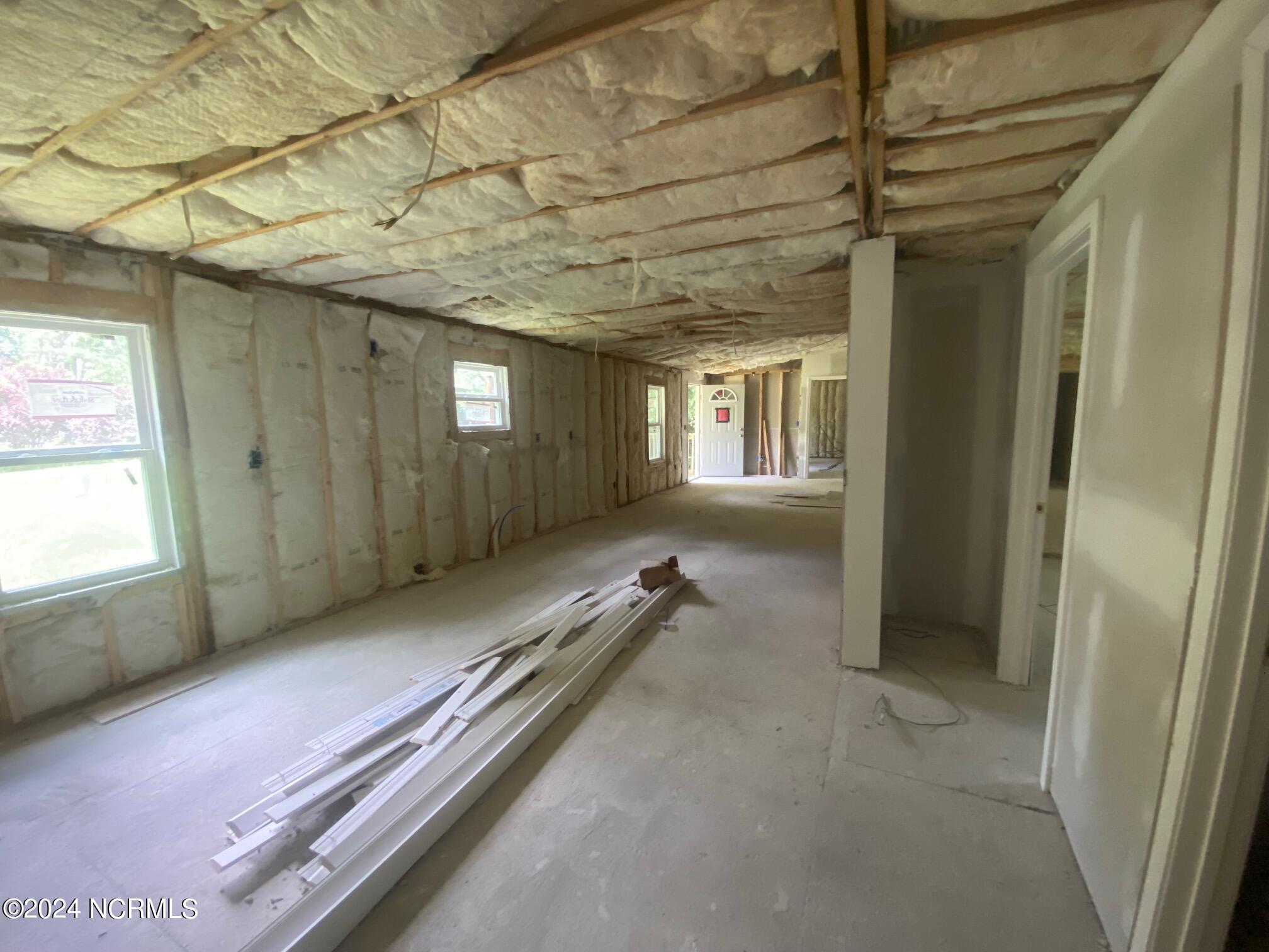 825 Wards Court Property Photo 16