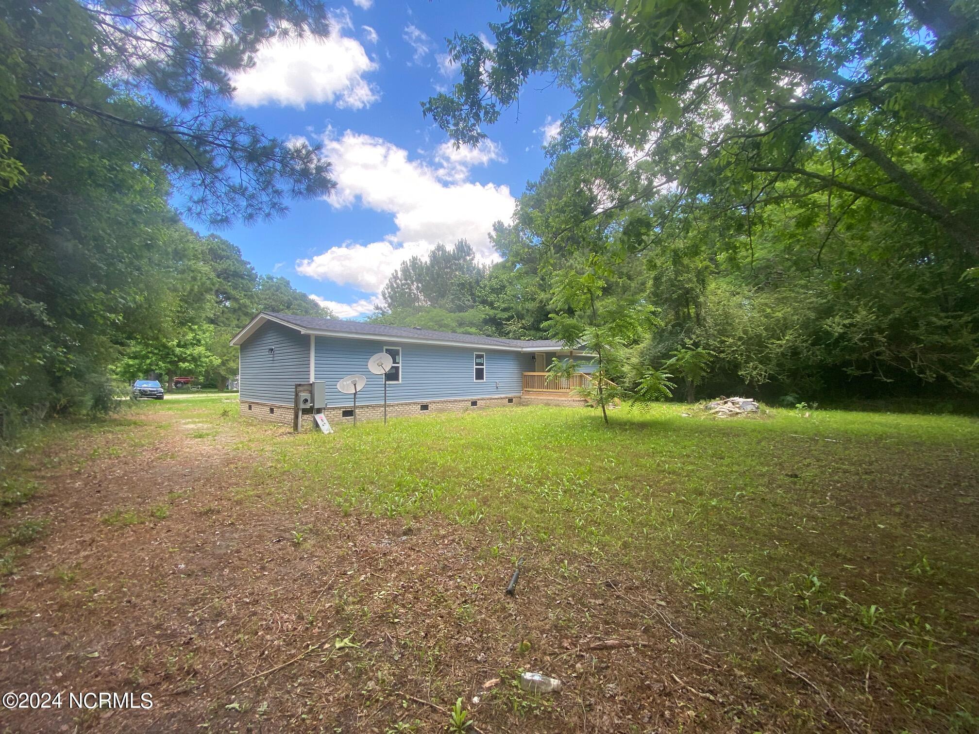 825 Wards Court Property Photo 23