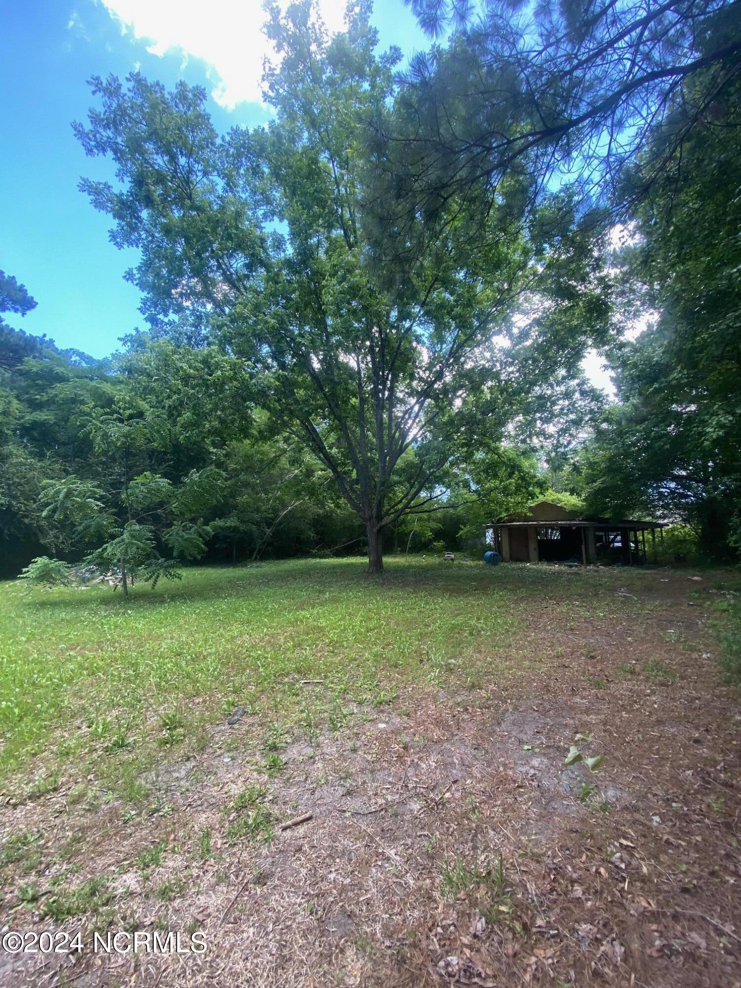 825 Wards Court Property Photo 26