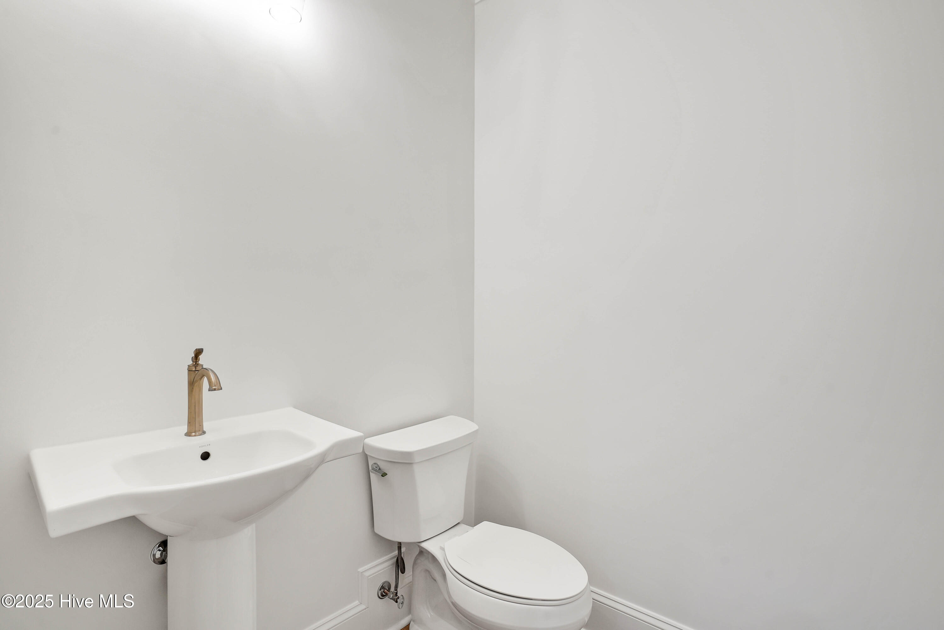 1320 Trisail Terrace Property Photo 16