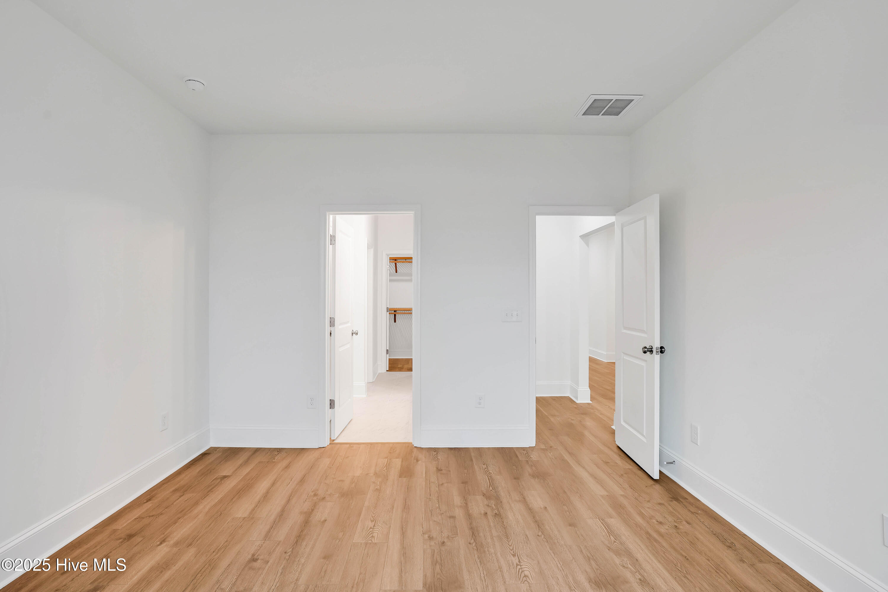 1320 Trisail Terrace Property Photo 19