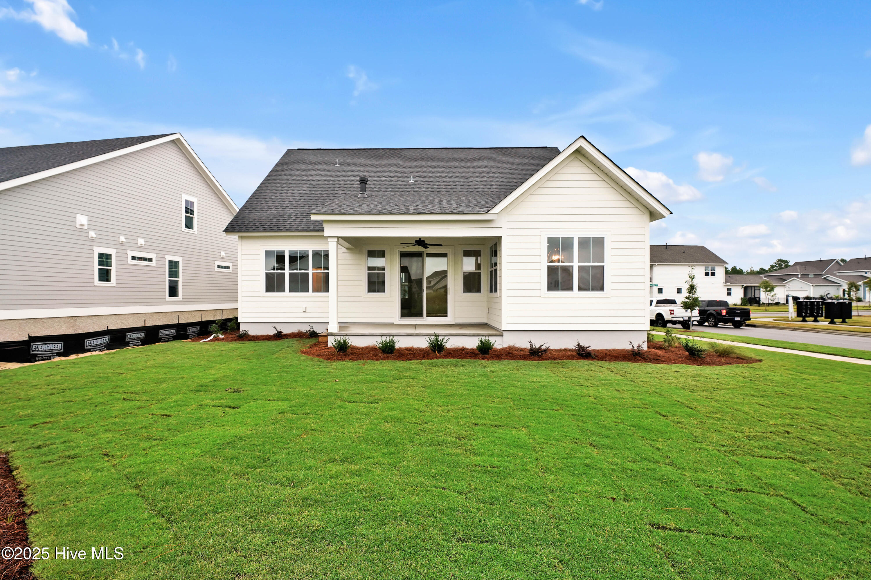 1320 Trisail Terrace Property Photo 28