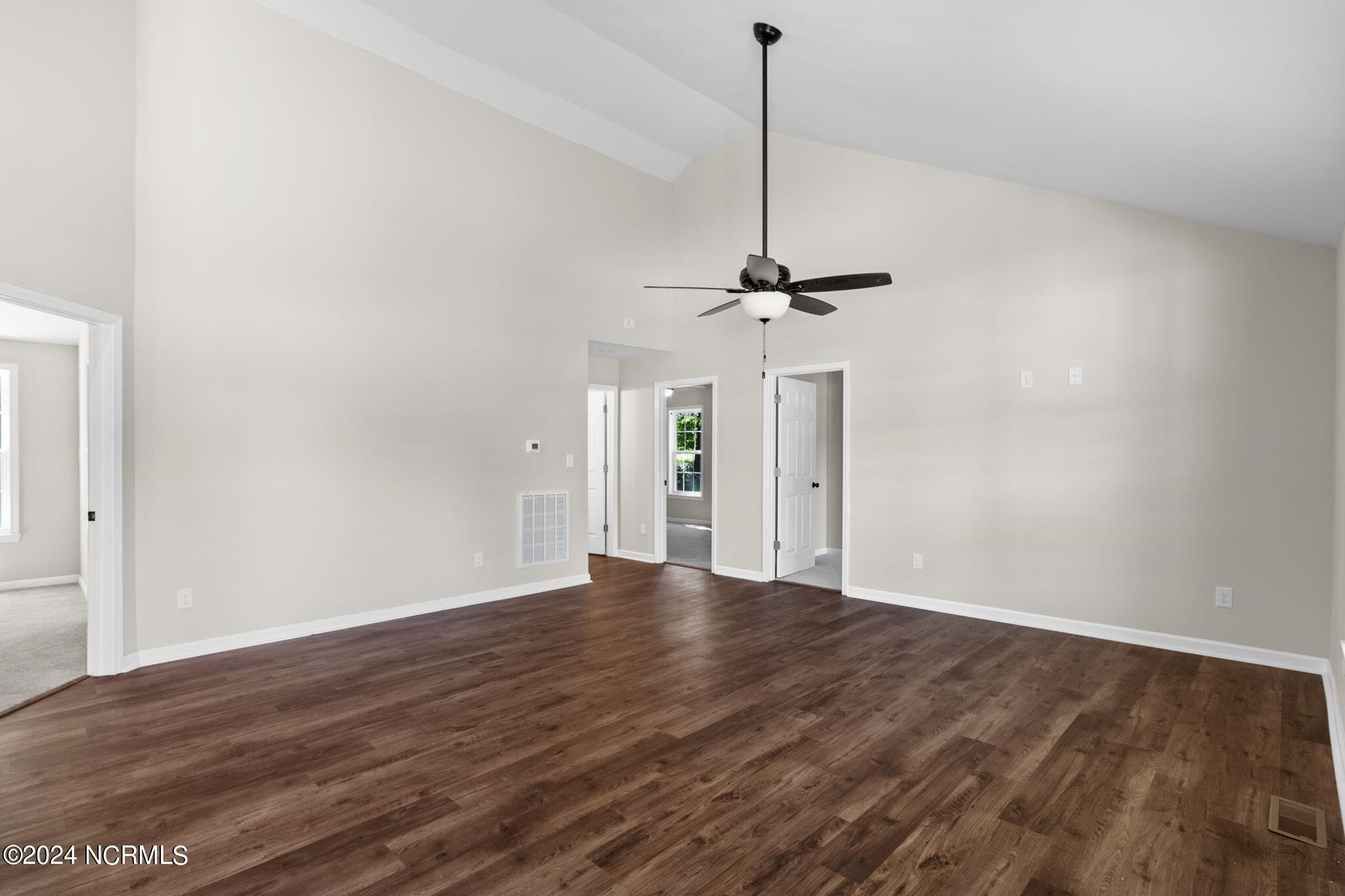 3420 Green Valley Road Property Photo 5