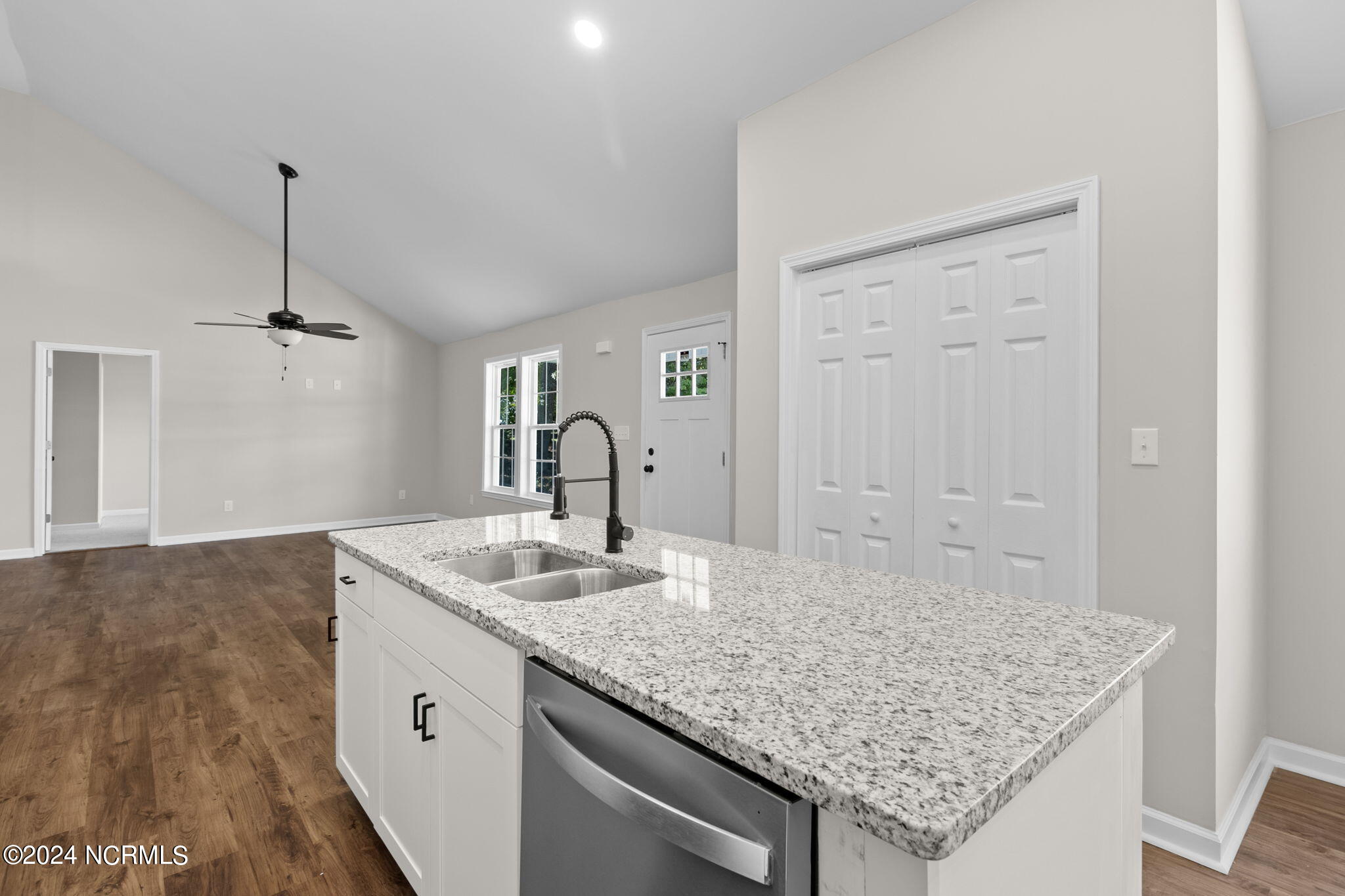 3420 Green Valley Road Property Photo 10