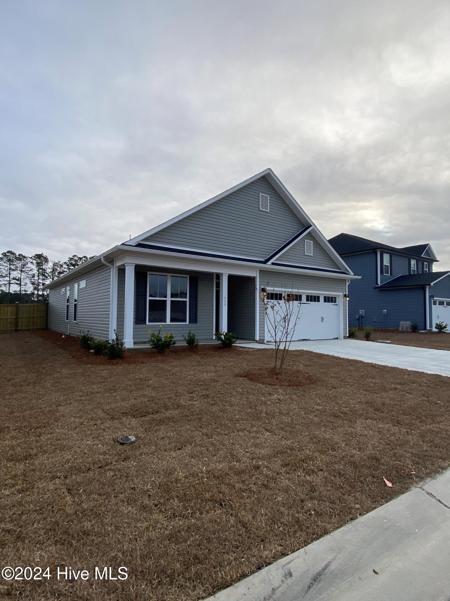 950 Sunray Lane Property Photo 1