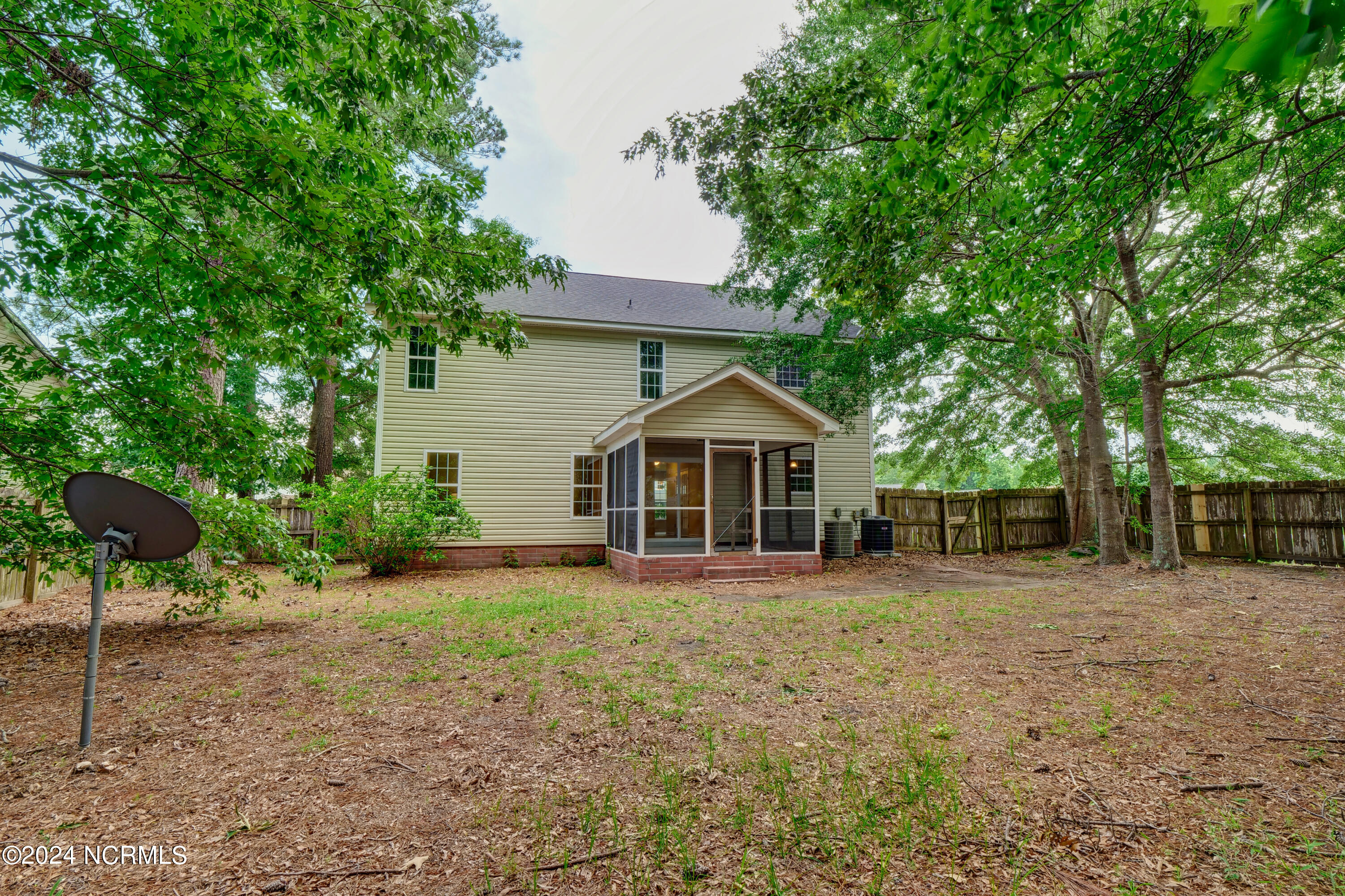 106 Tucker Creek Lane Property Photo 34