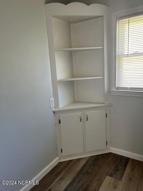 111 W 5th Street Property Photo 5