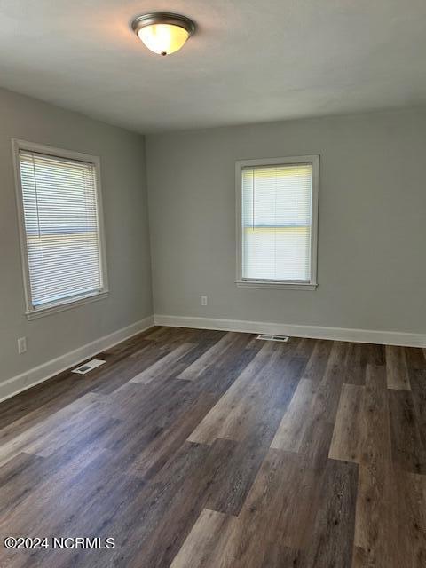 111 W 5th Street Property Photo 15