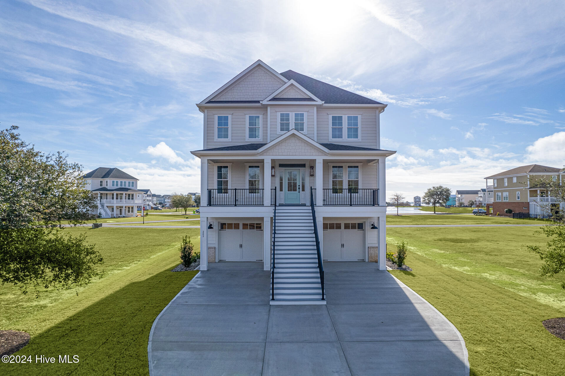 209 Colleton Square Property Photo