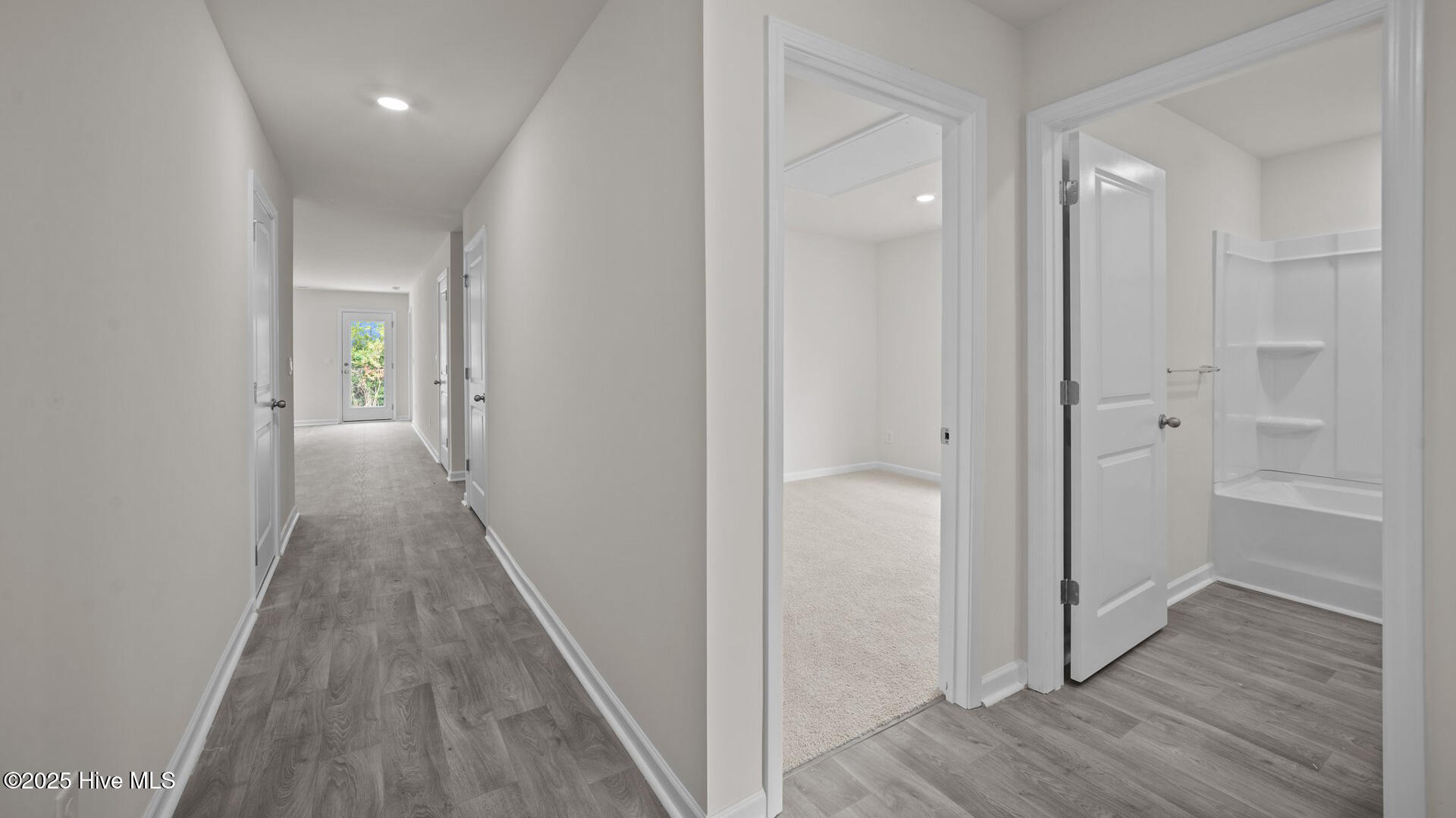 1424 N Wilshire Court Property Photo 10