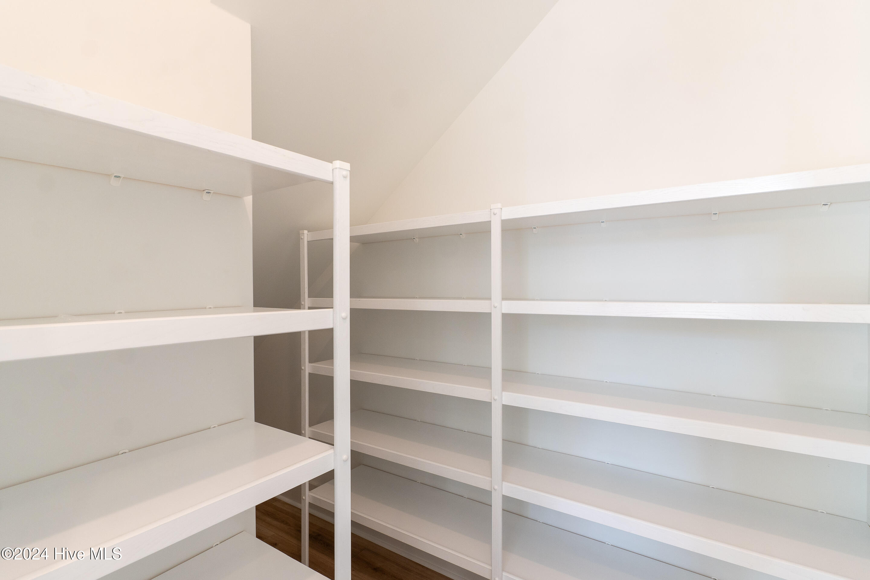 1105 Trisail Terrace Property Photo 17