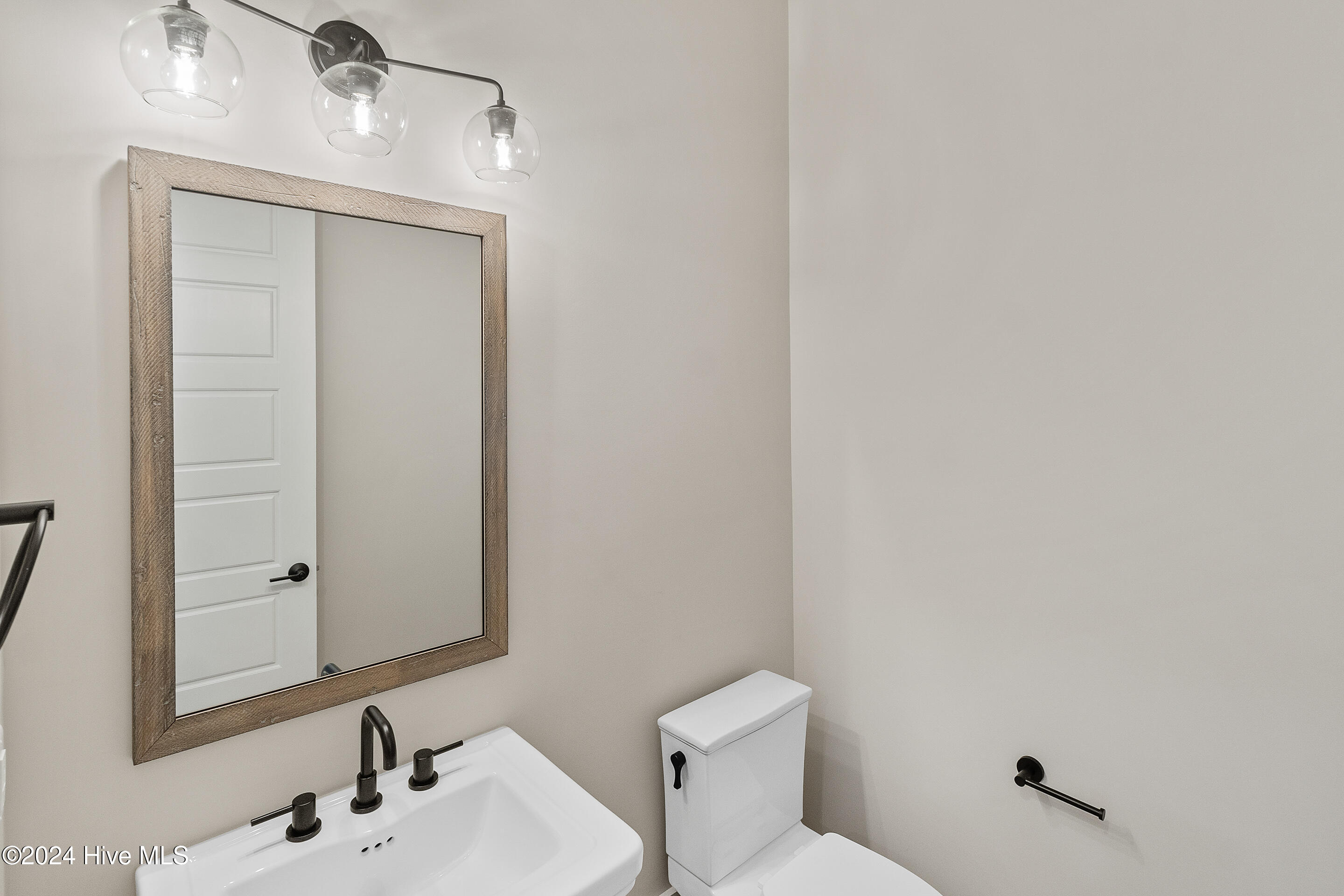 1105 Trisail Terrace Property Photo 31