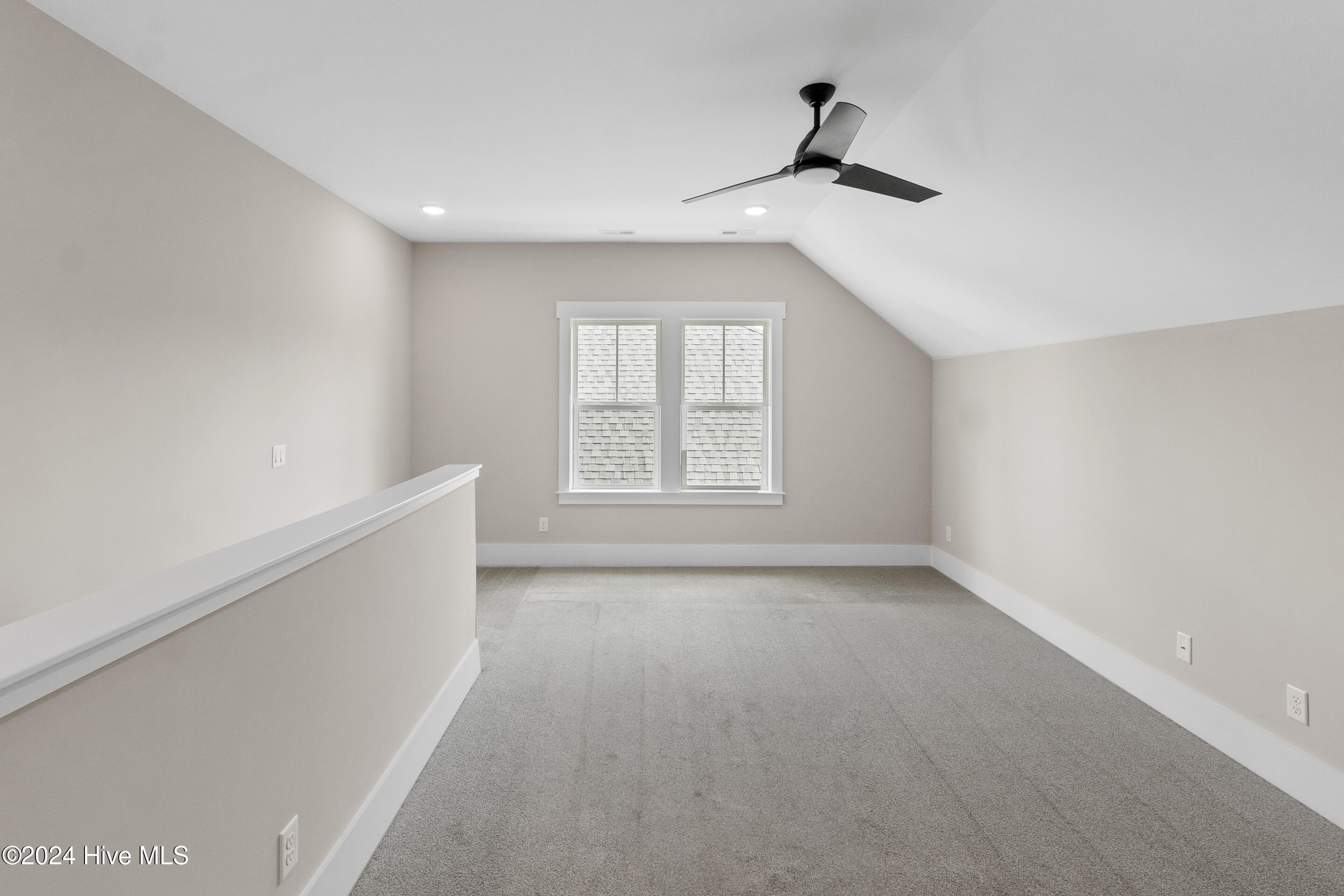 1105 Trisail Terrace Property Photo 34