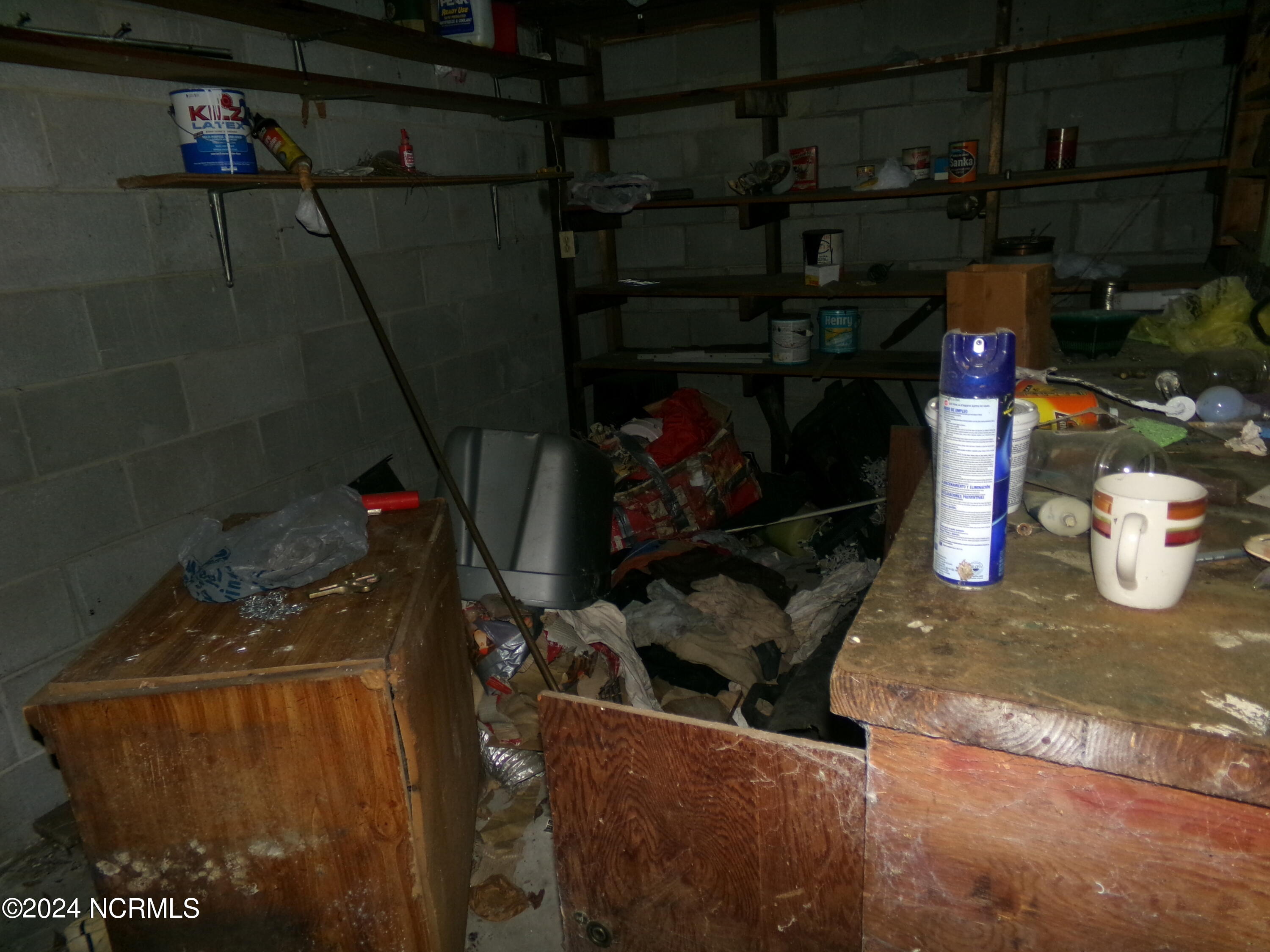 1010 Academy Street Property Photo 7