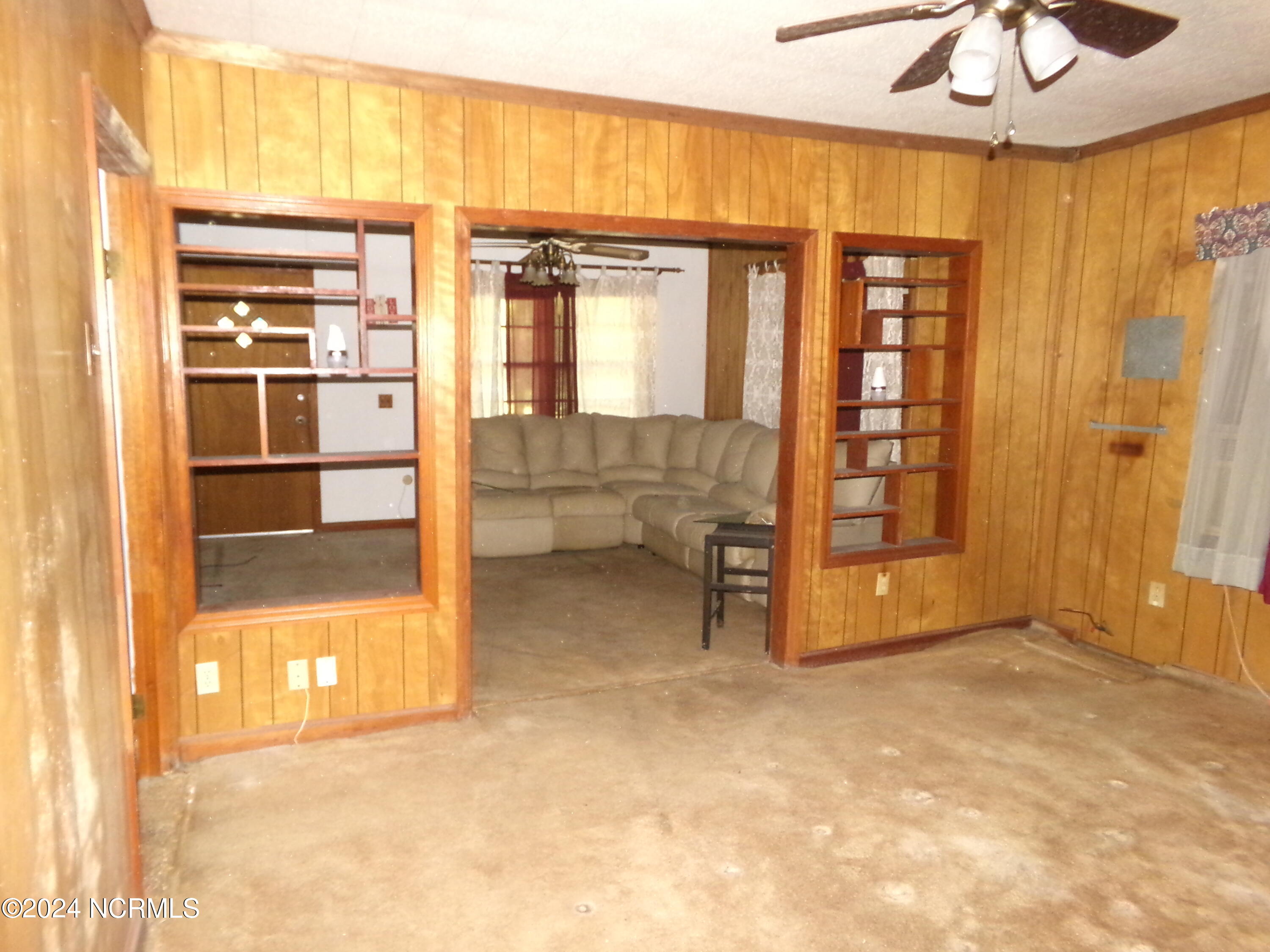 1010 Academy Street Property Photo 11
