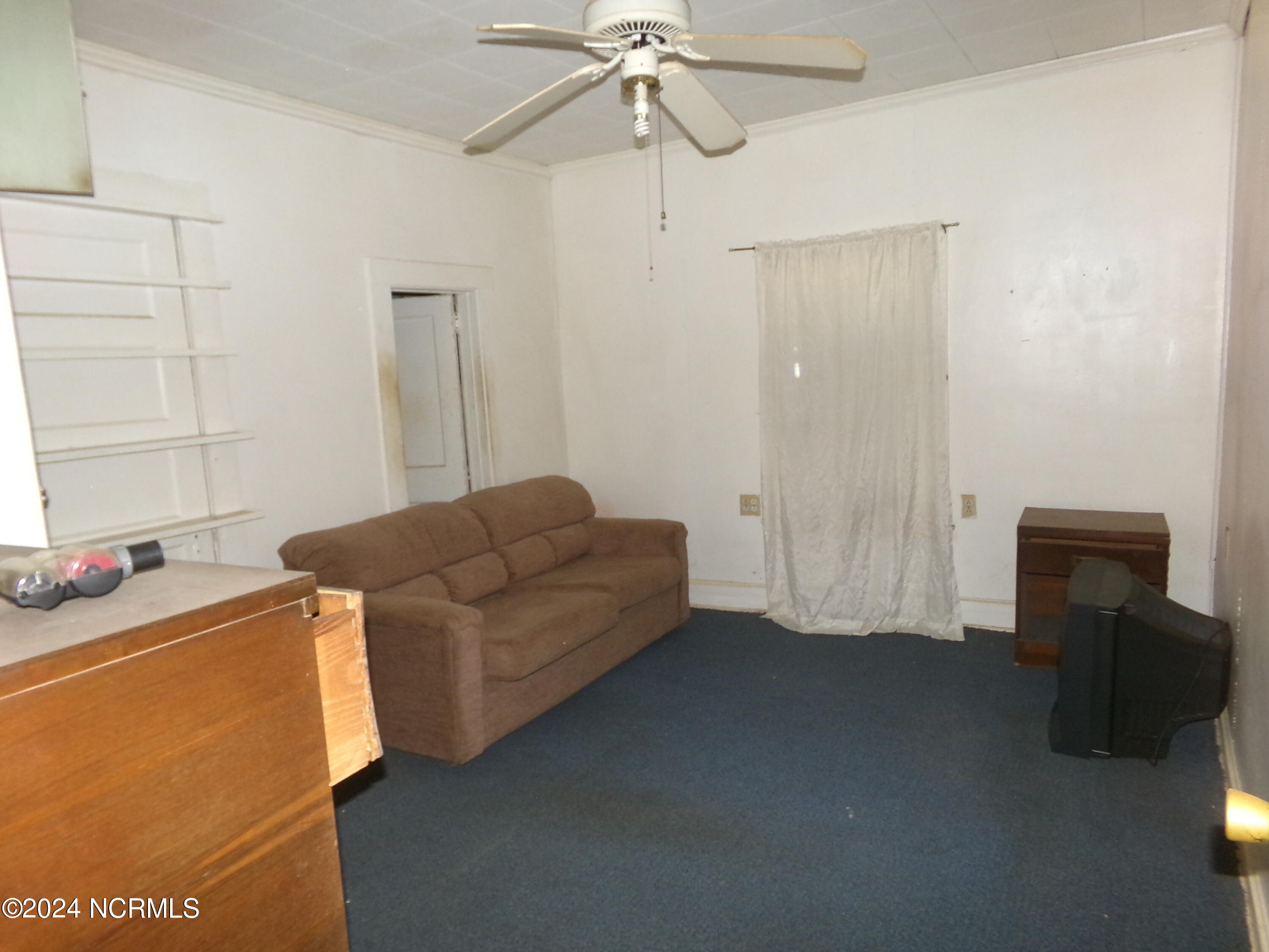 1010 Academy Street Property Photo 12