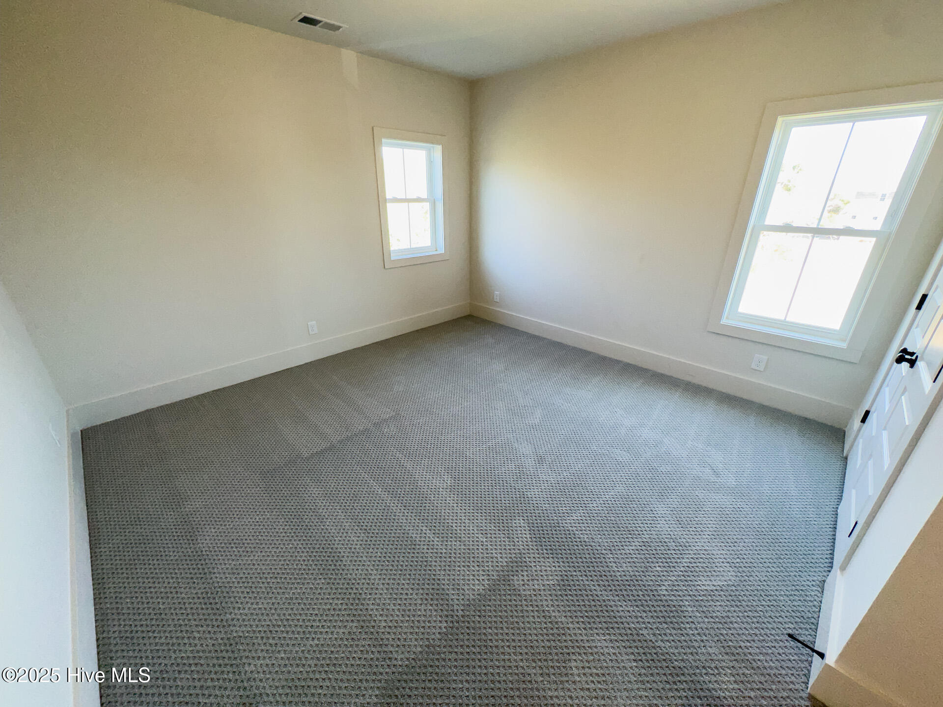 218 Colleton Square Property Photo 16