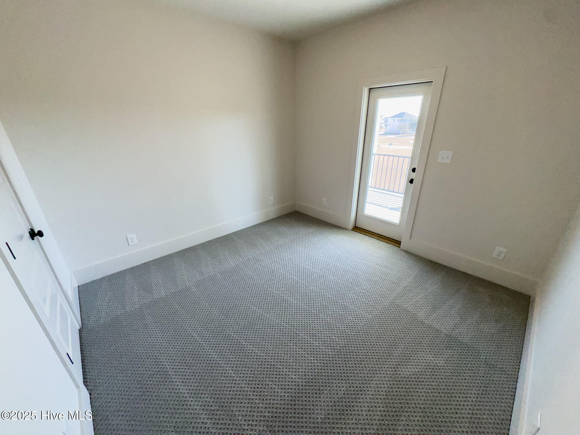 218 Colleton Square Property Photo 17