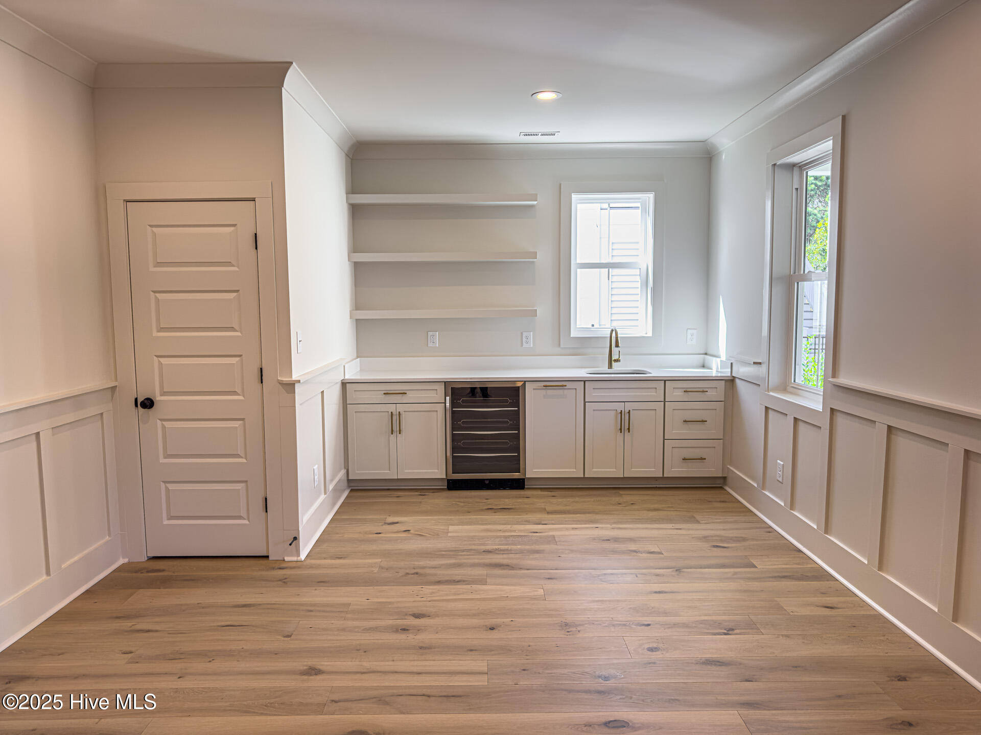 218 Colleton Square Property Photo 19