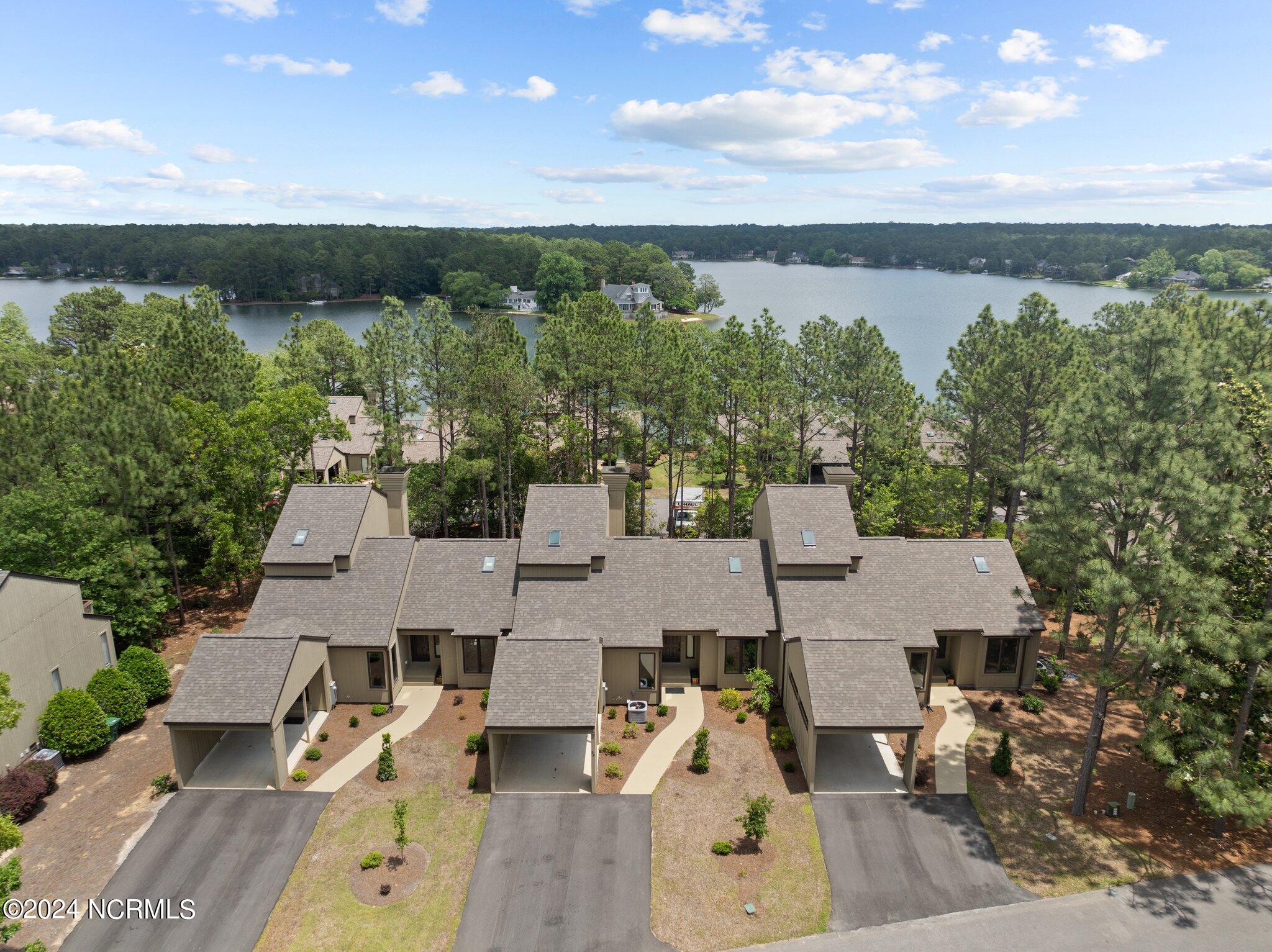 22 Lake Pinehurst Villas Road Property Photo 2