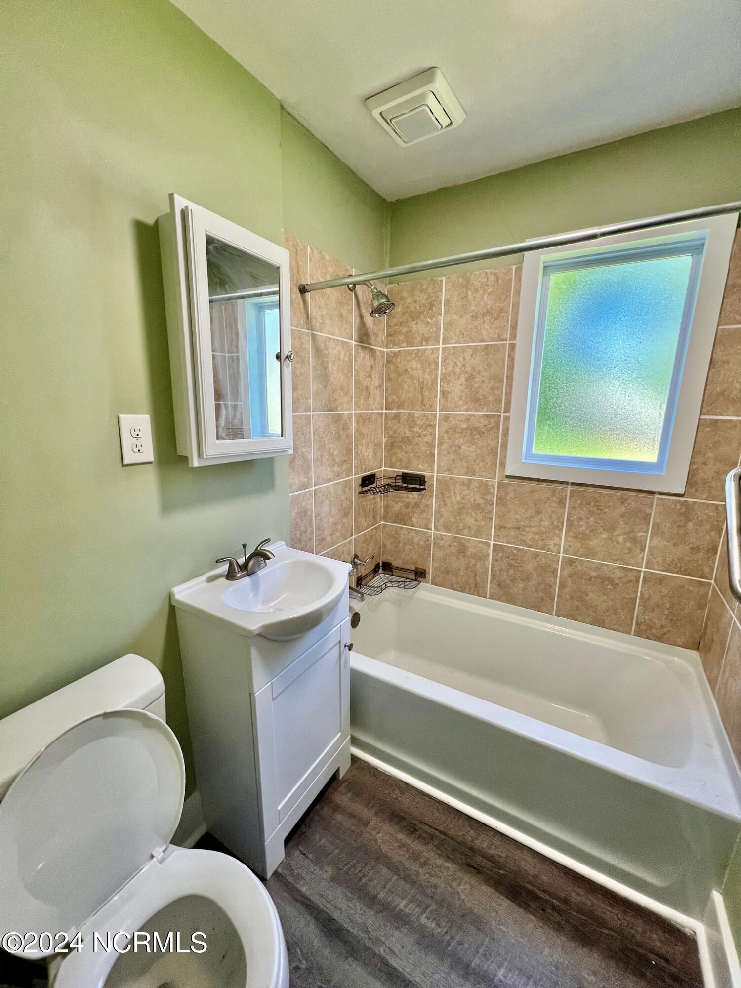 4110 East Pine Street Property Photo 12
