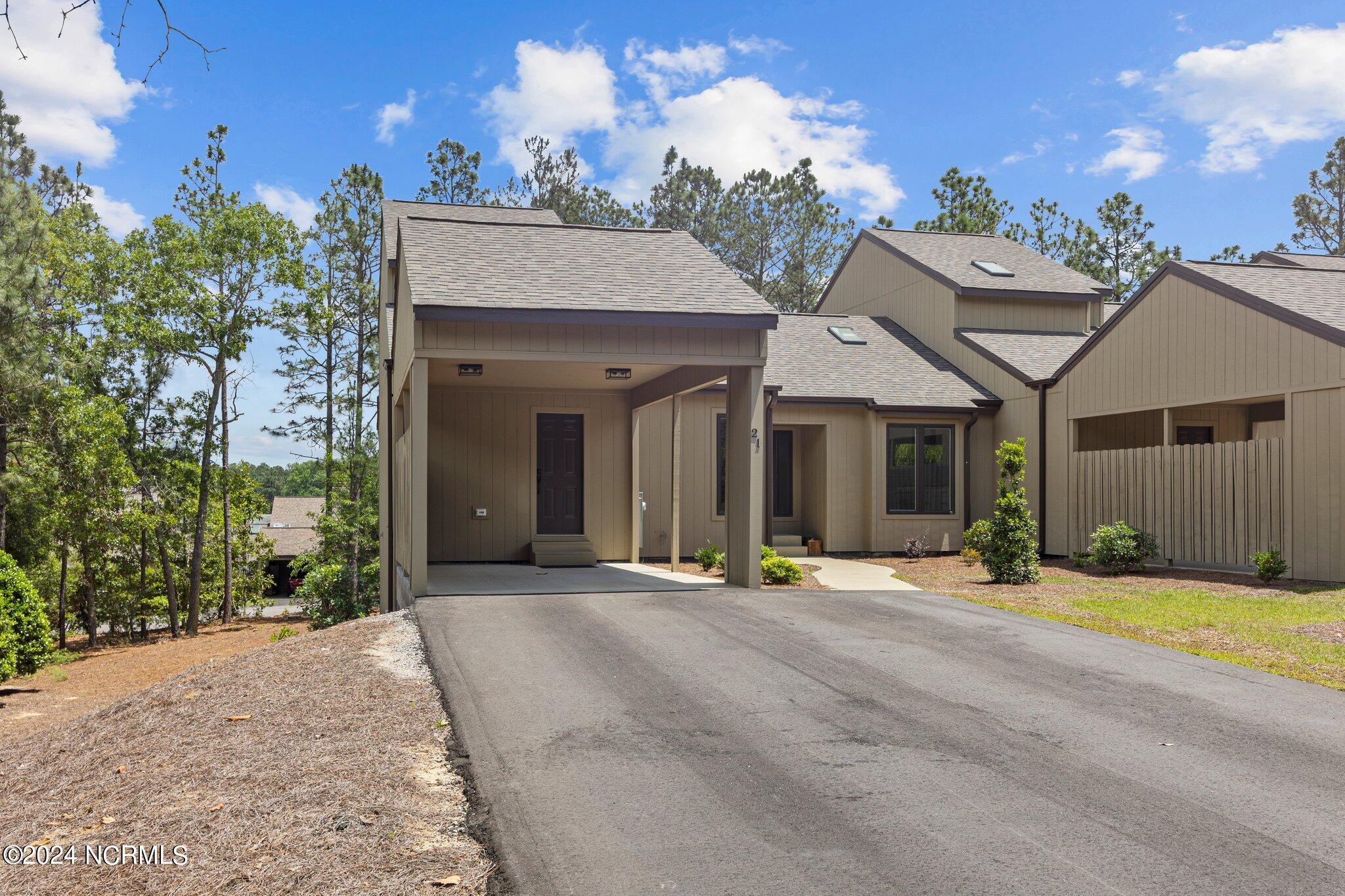 21 Lake Pinehurst Villas Road Property Photo 4