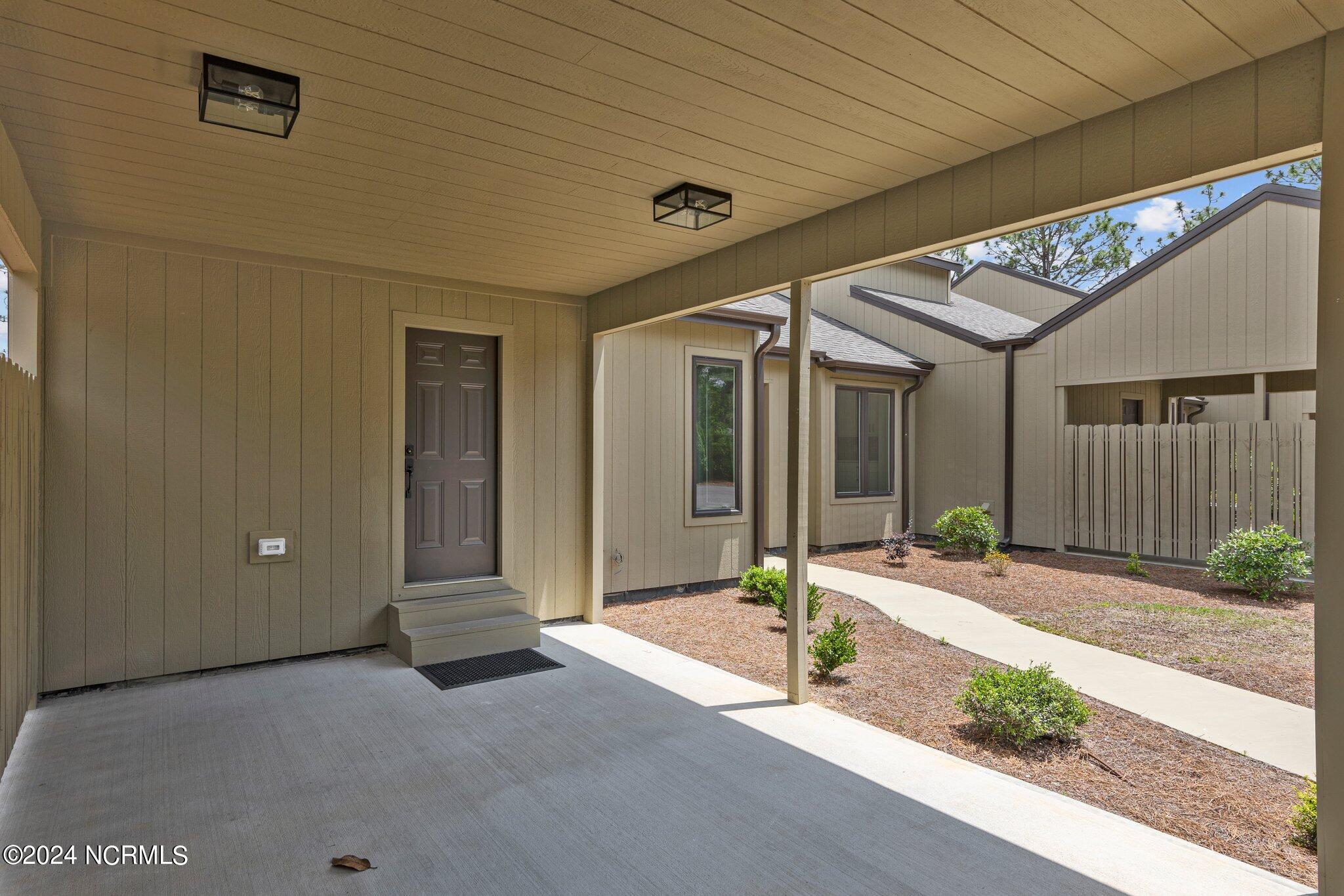 21 Lake Pinehurst Villas Road Property Photo 8