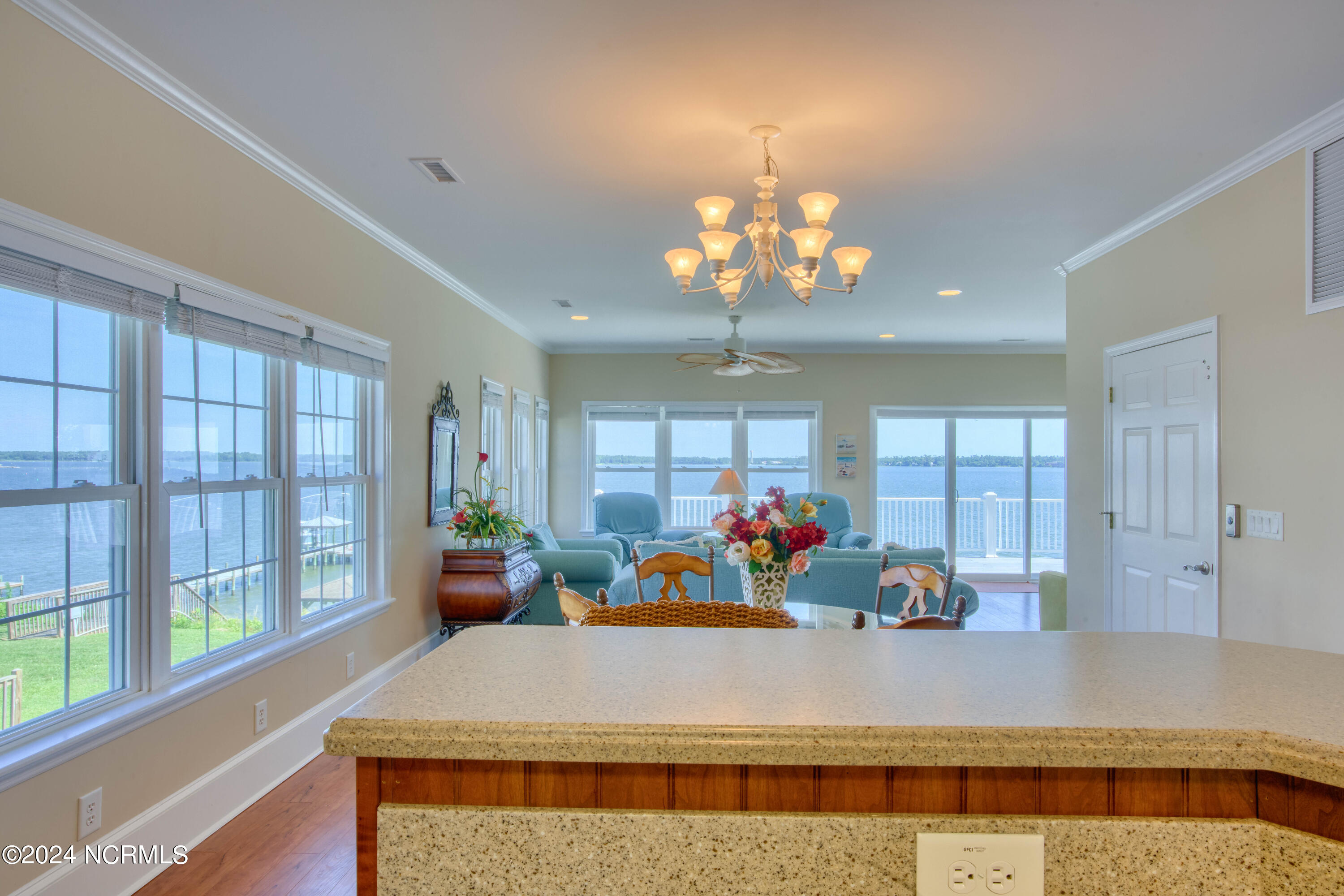 203 Riverside Drive Property Photo 24