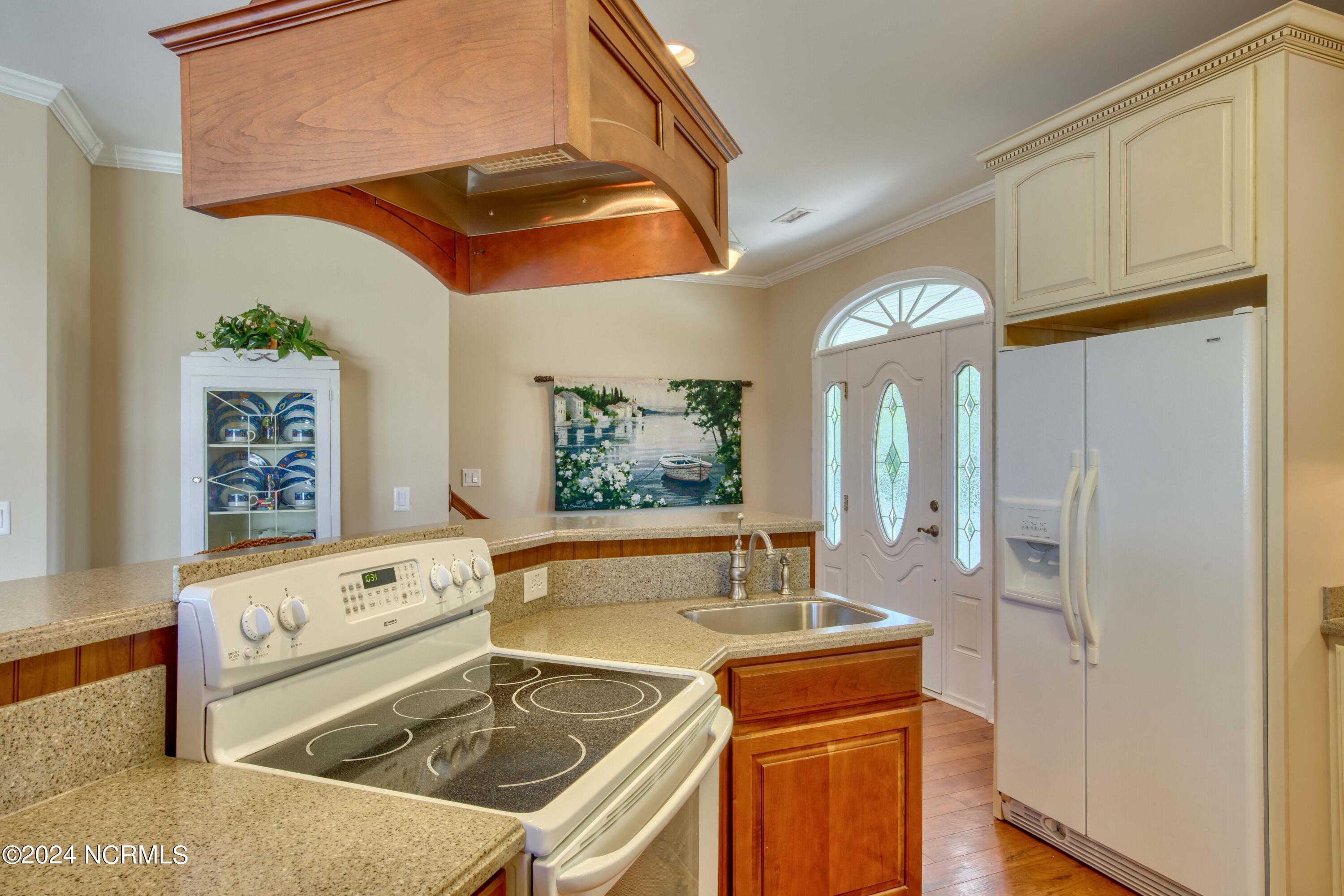203 Riverside Drive Property Photo 29