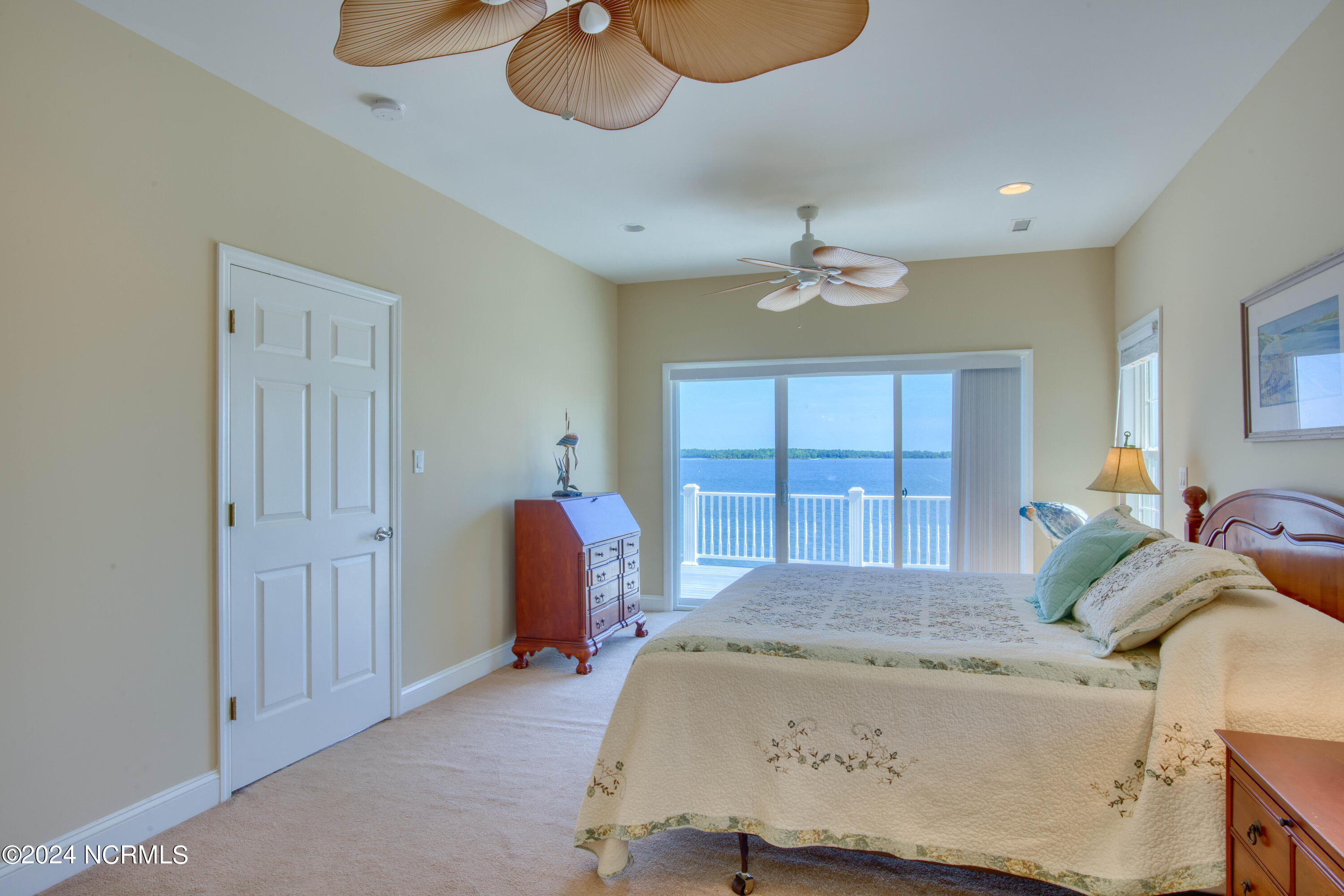 203 Riverside Drive Property Photo 32