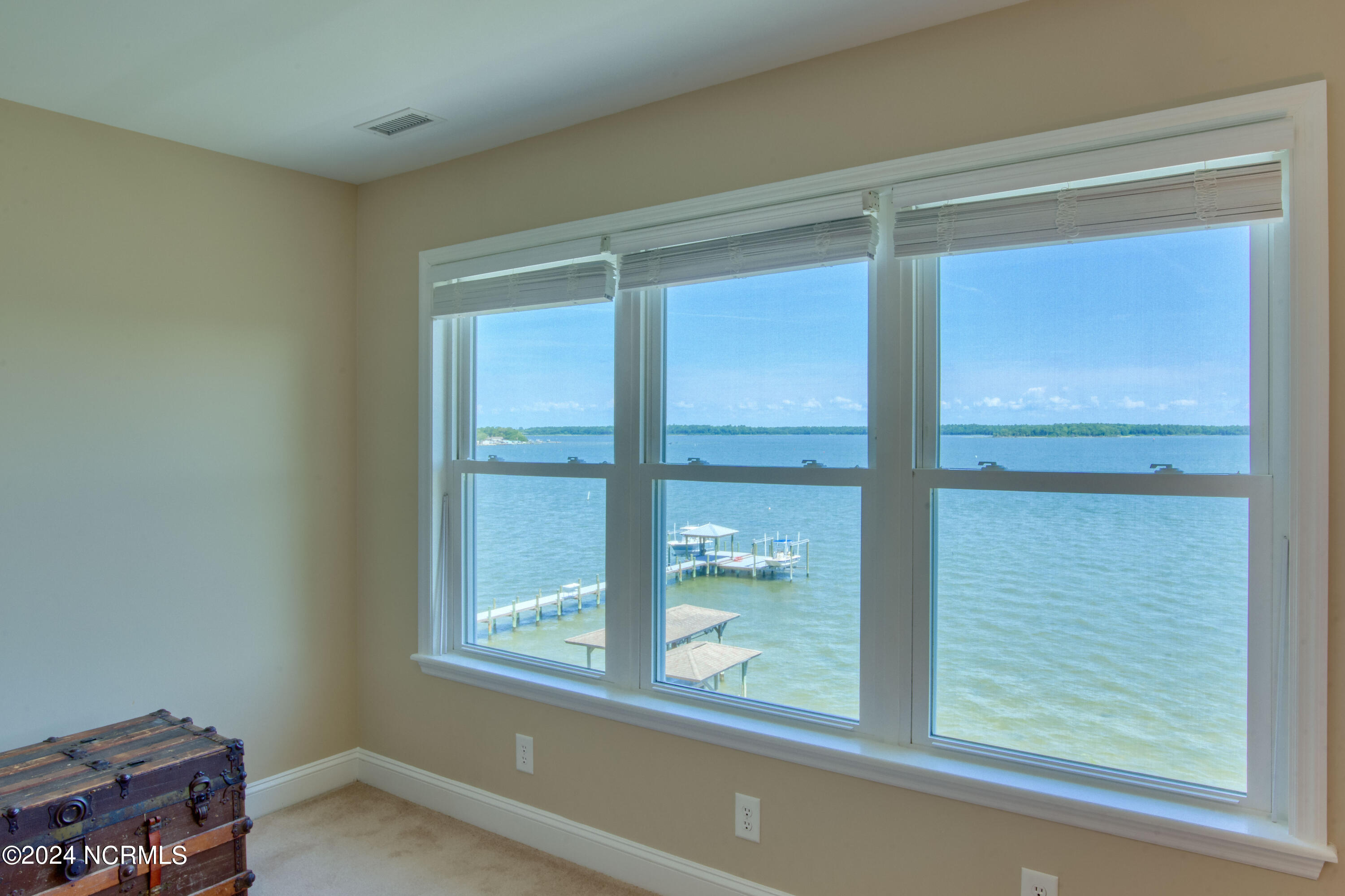 203 Riverside Drive Property Photo 39
