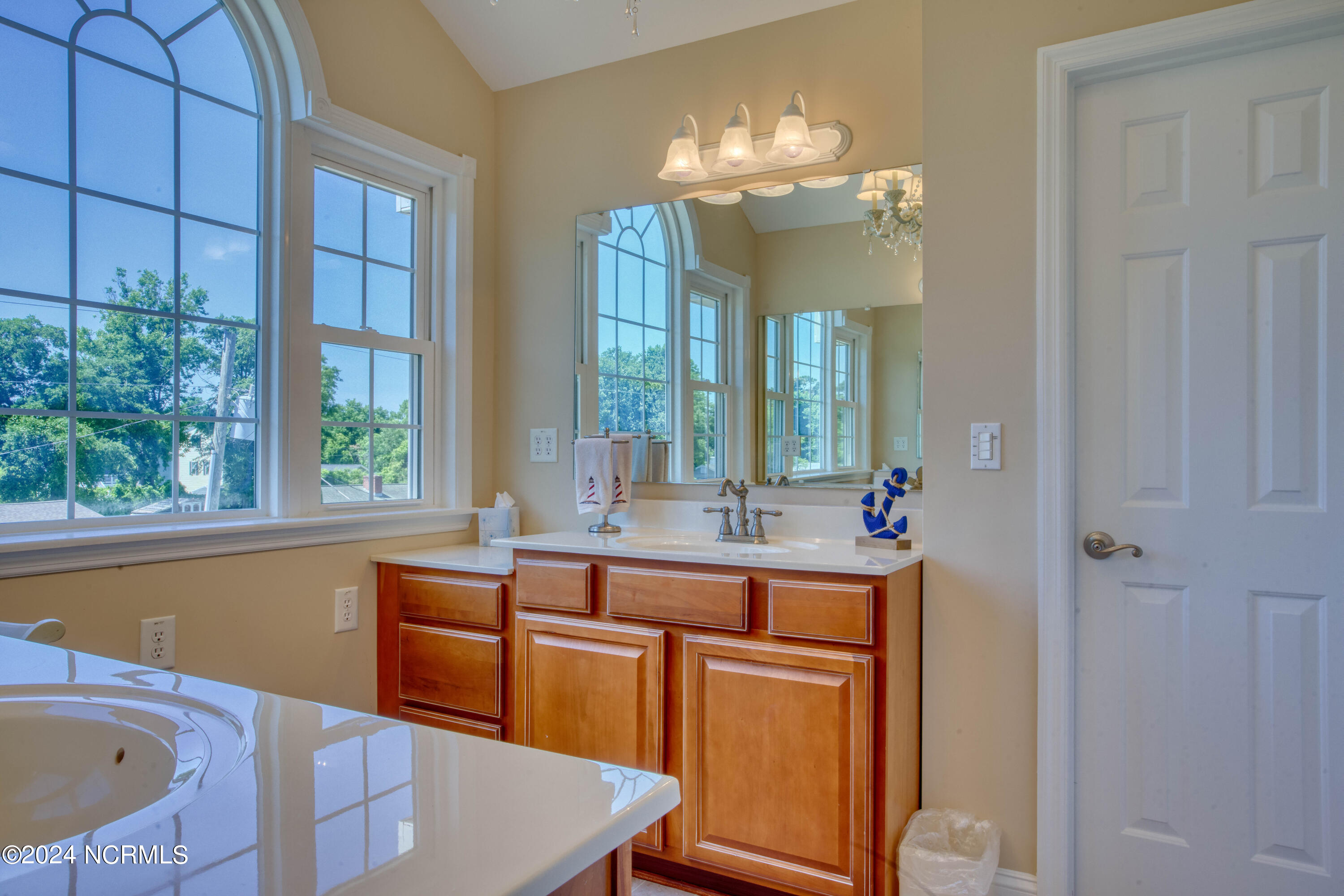 203 Riverside Drive Property Photo 42