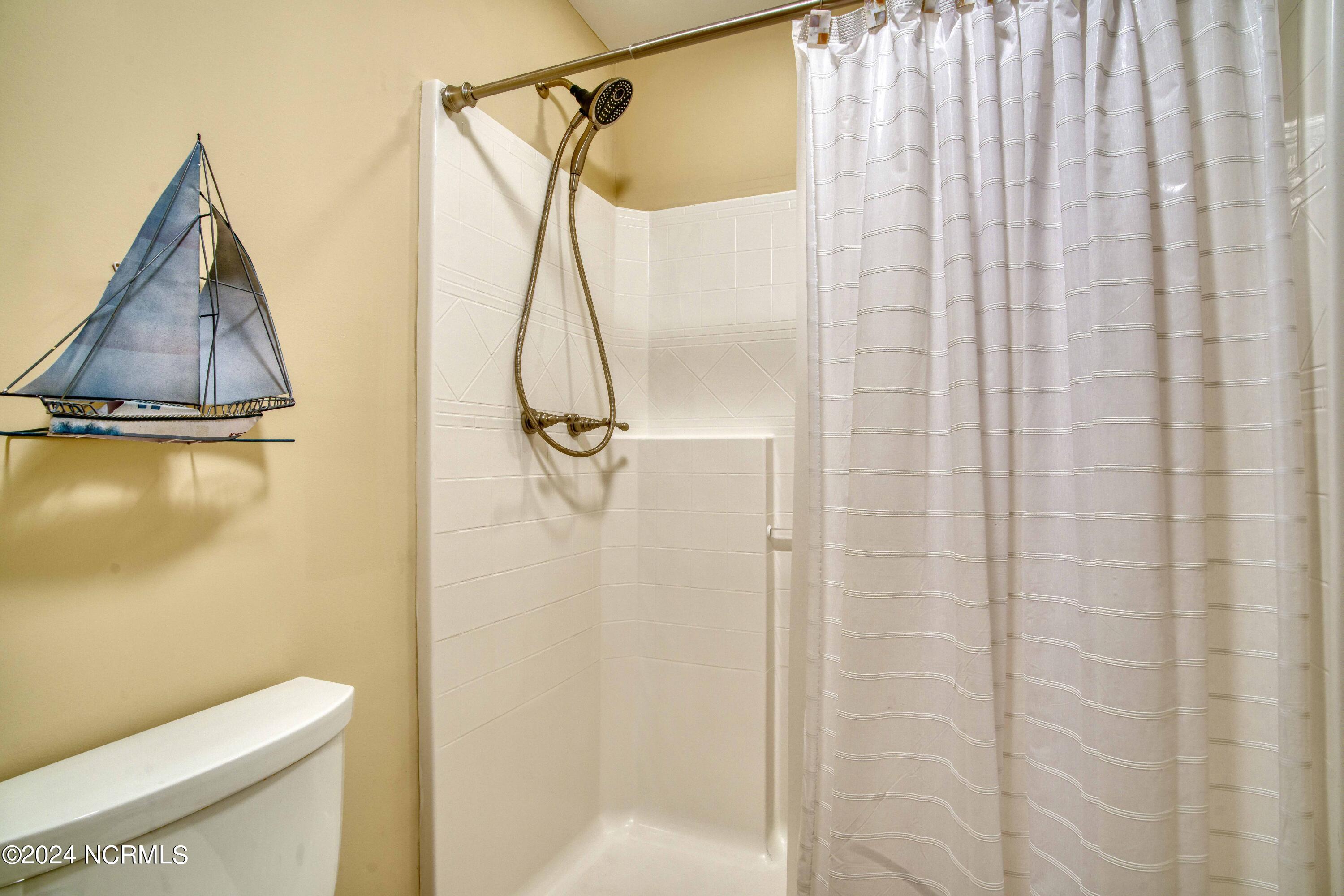203 Riverside Drive Property Photo 43