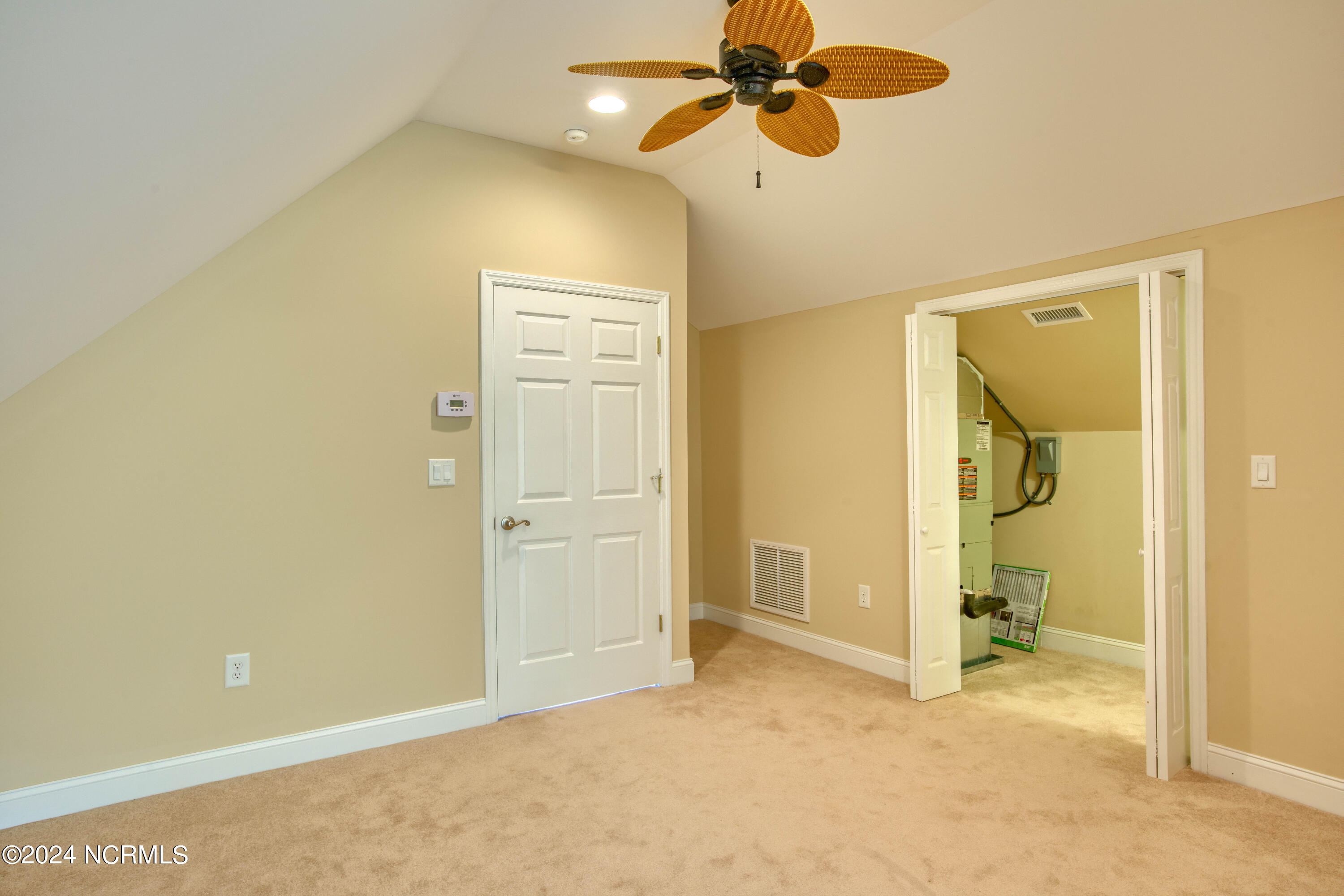 203 Riverside Drive Property Photo 53