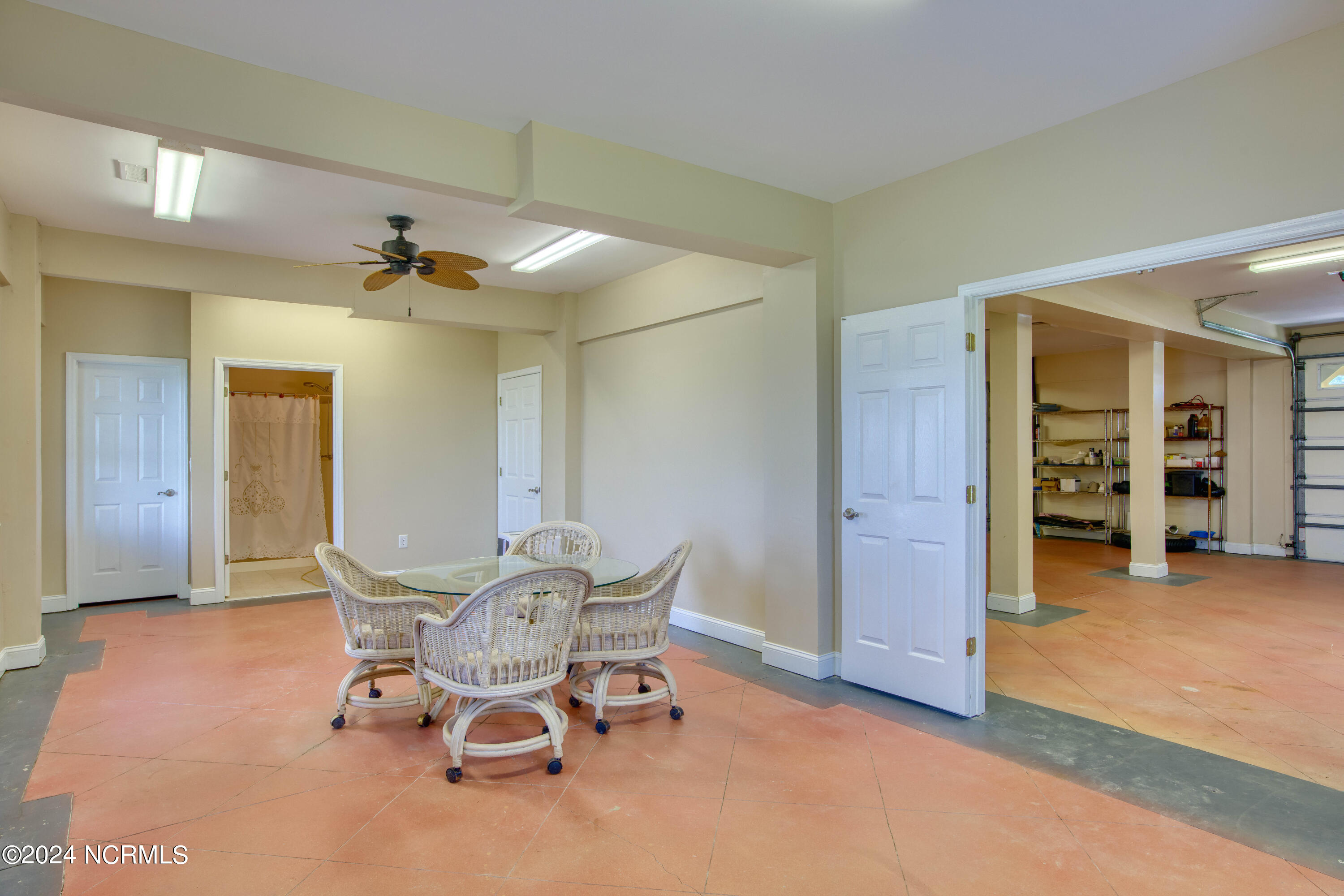 203 Riverside Drive Property Photo 54