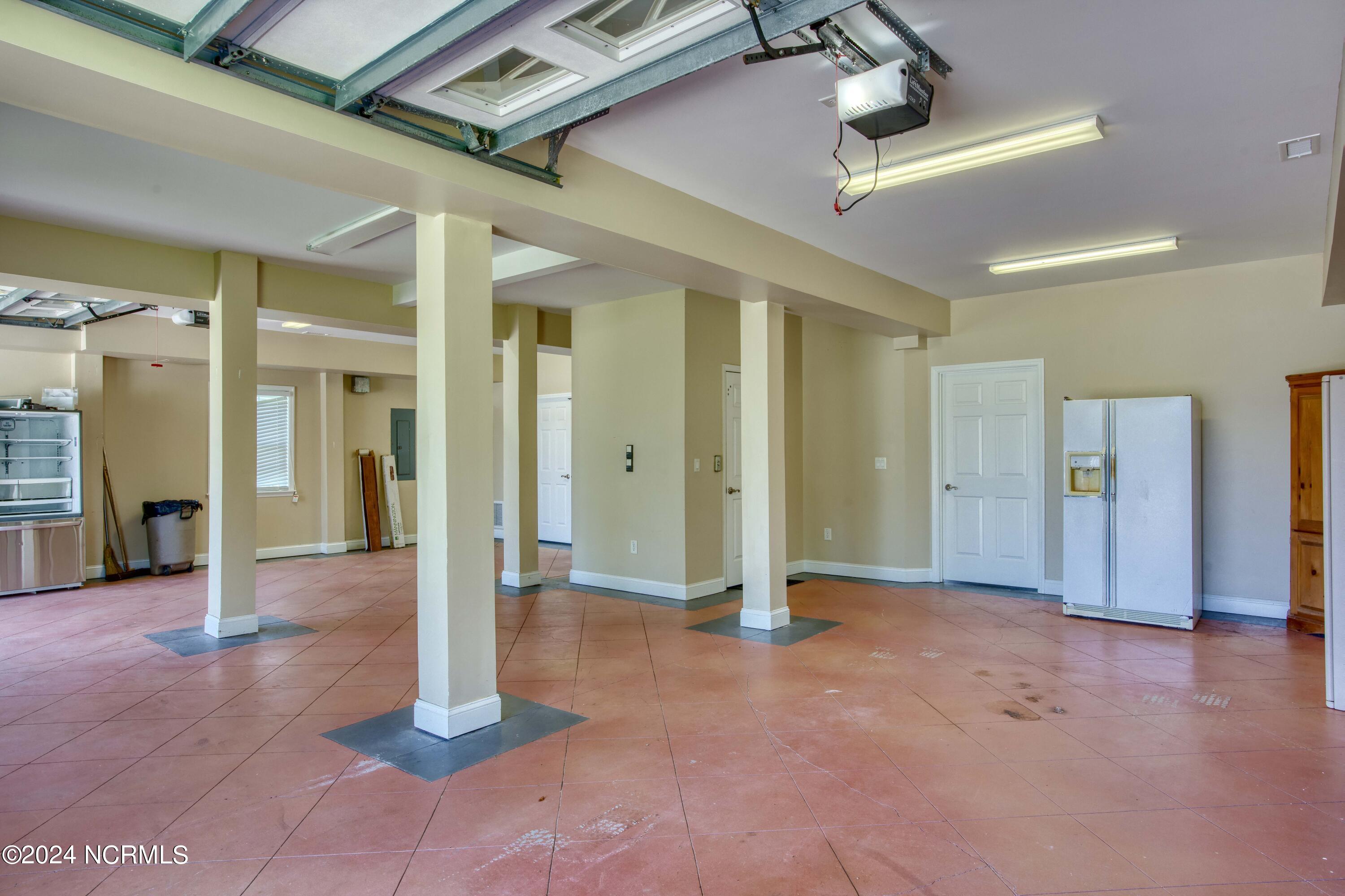 203 Riverside Drive Property Photo 60