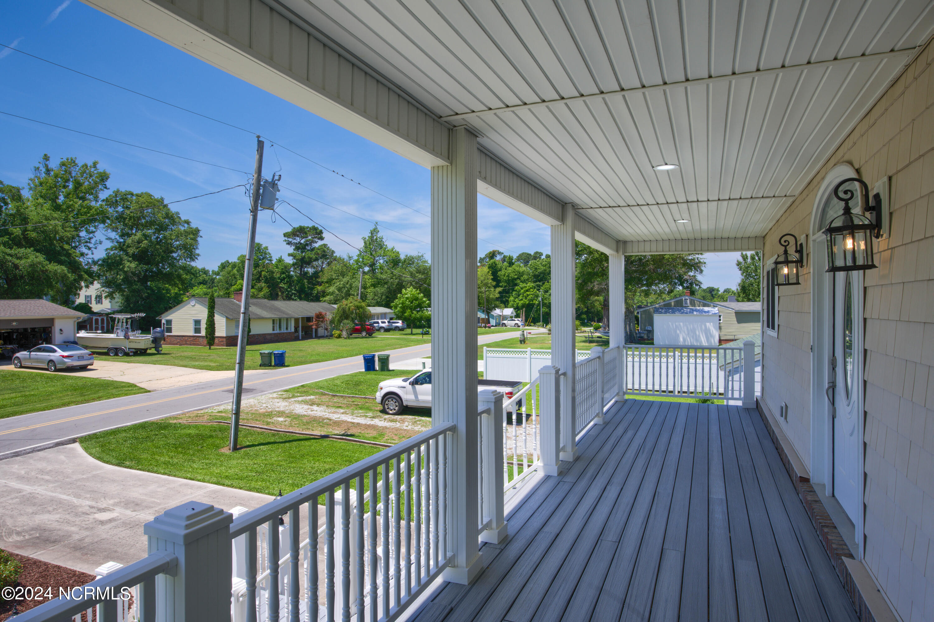 203 Riverside Drive Property Photo 63