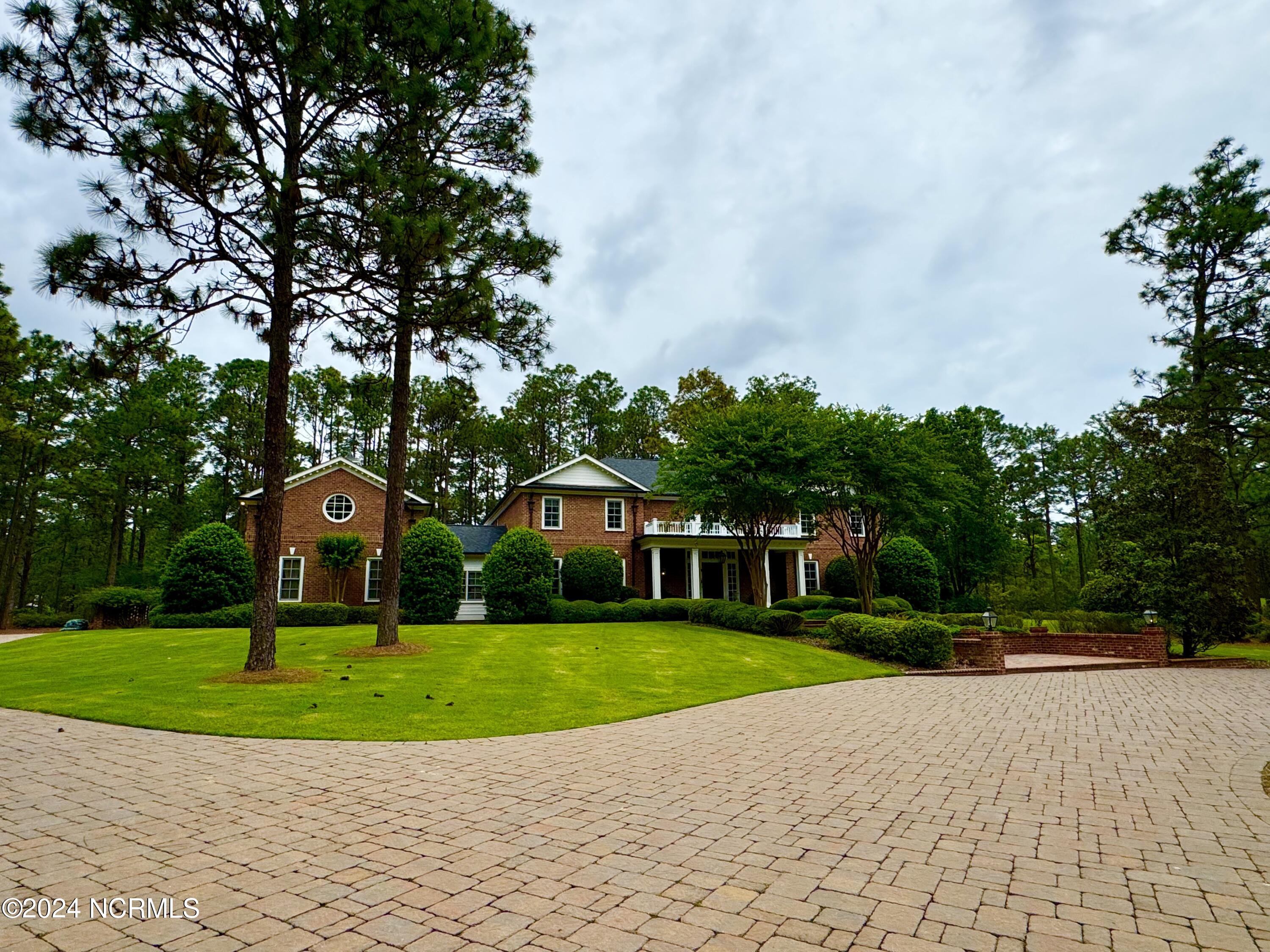 70 Cypress Point Drive Property Photo 6
