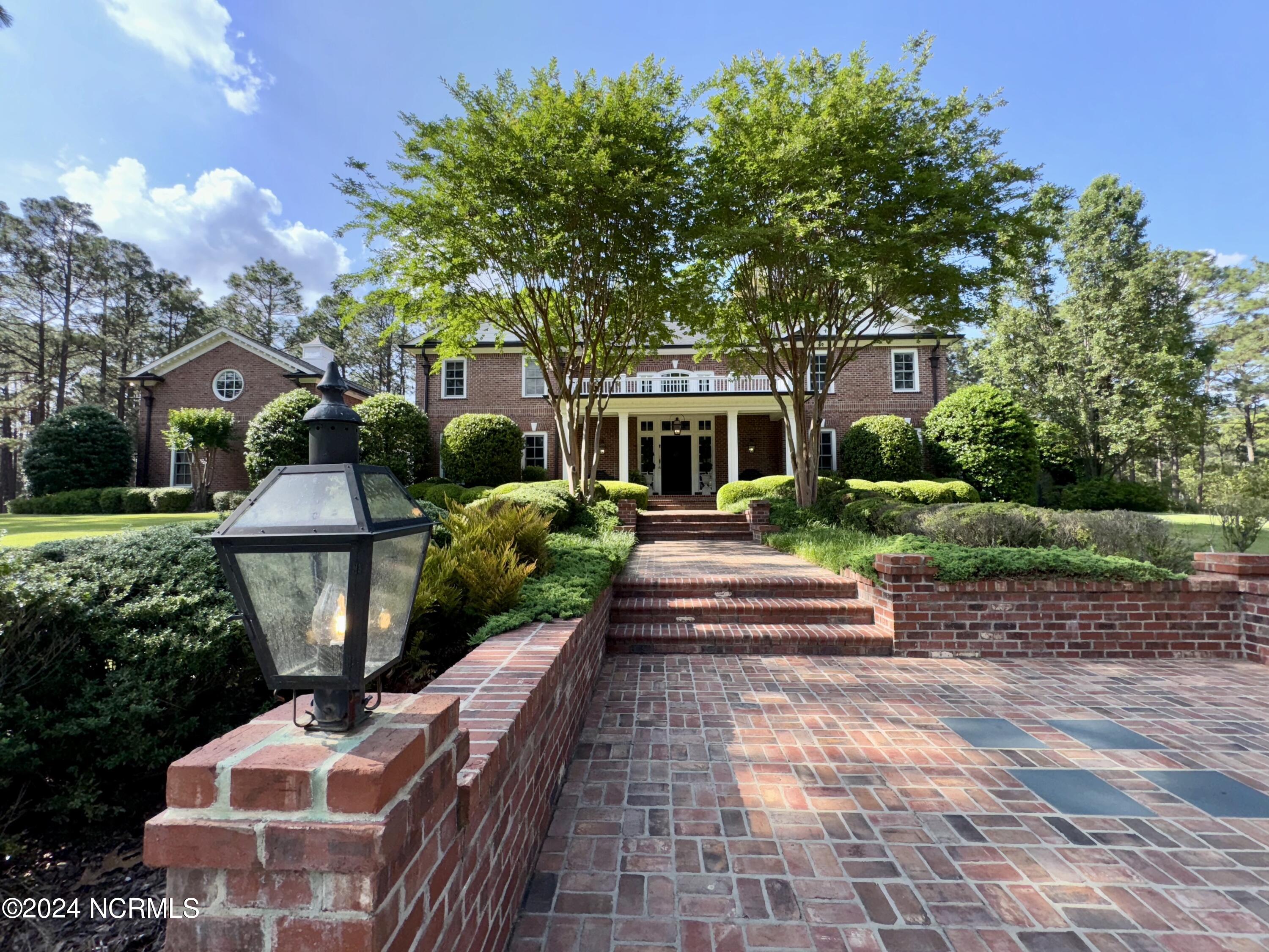 70 Cypress Point Drive Property Photo 7