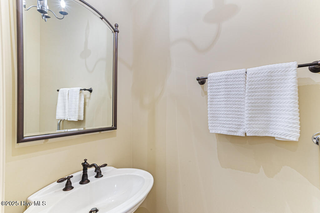 70 Cypress Point Drive Property Photo 41