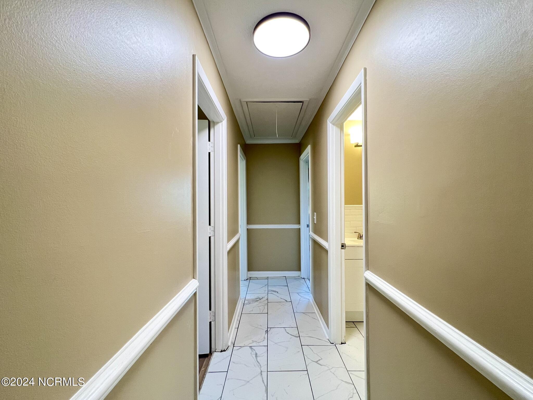 710 W Wards Bridge Road Property Photo 15