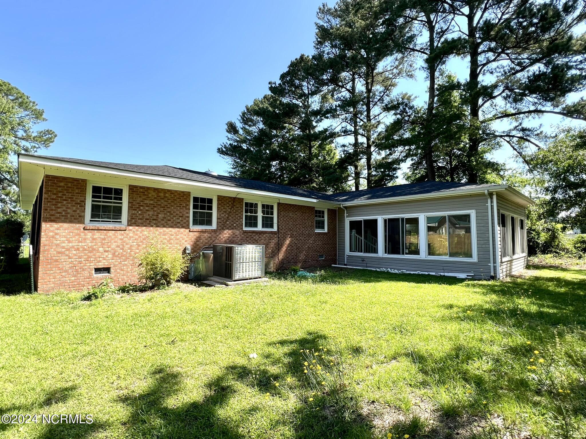 710 W Wards Bridge Road Property Photo 23