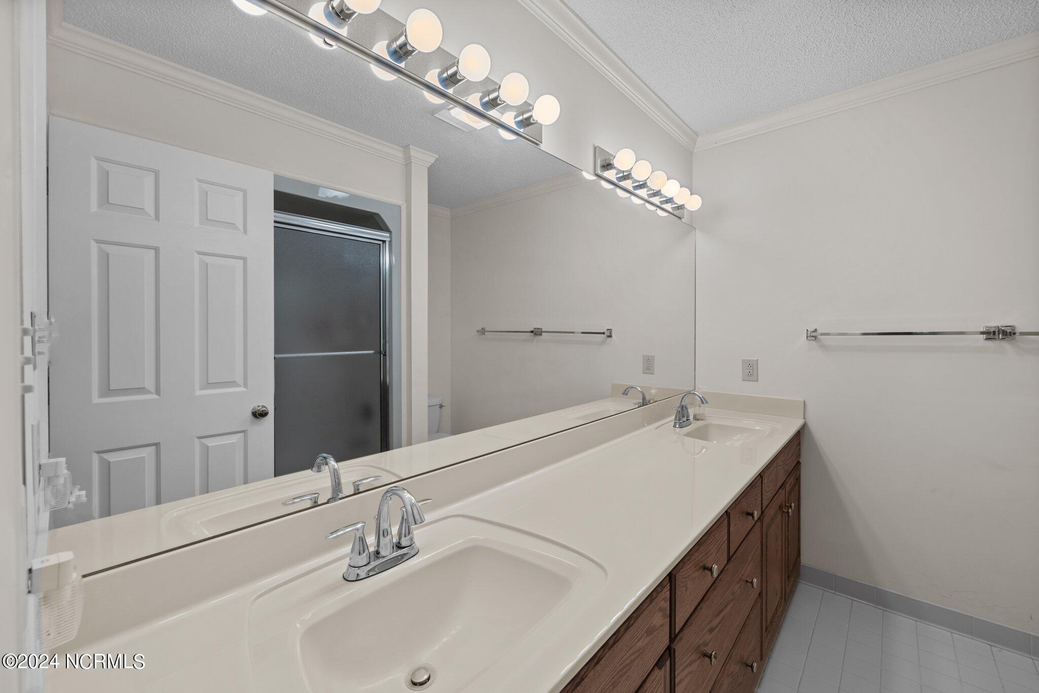 6021 Cassowary Lane Property Photo 39