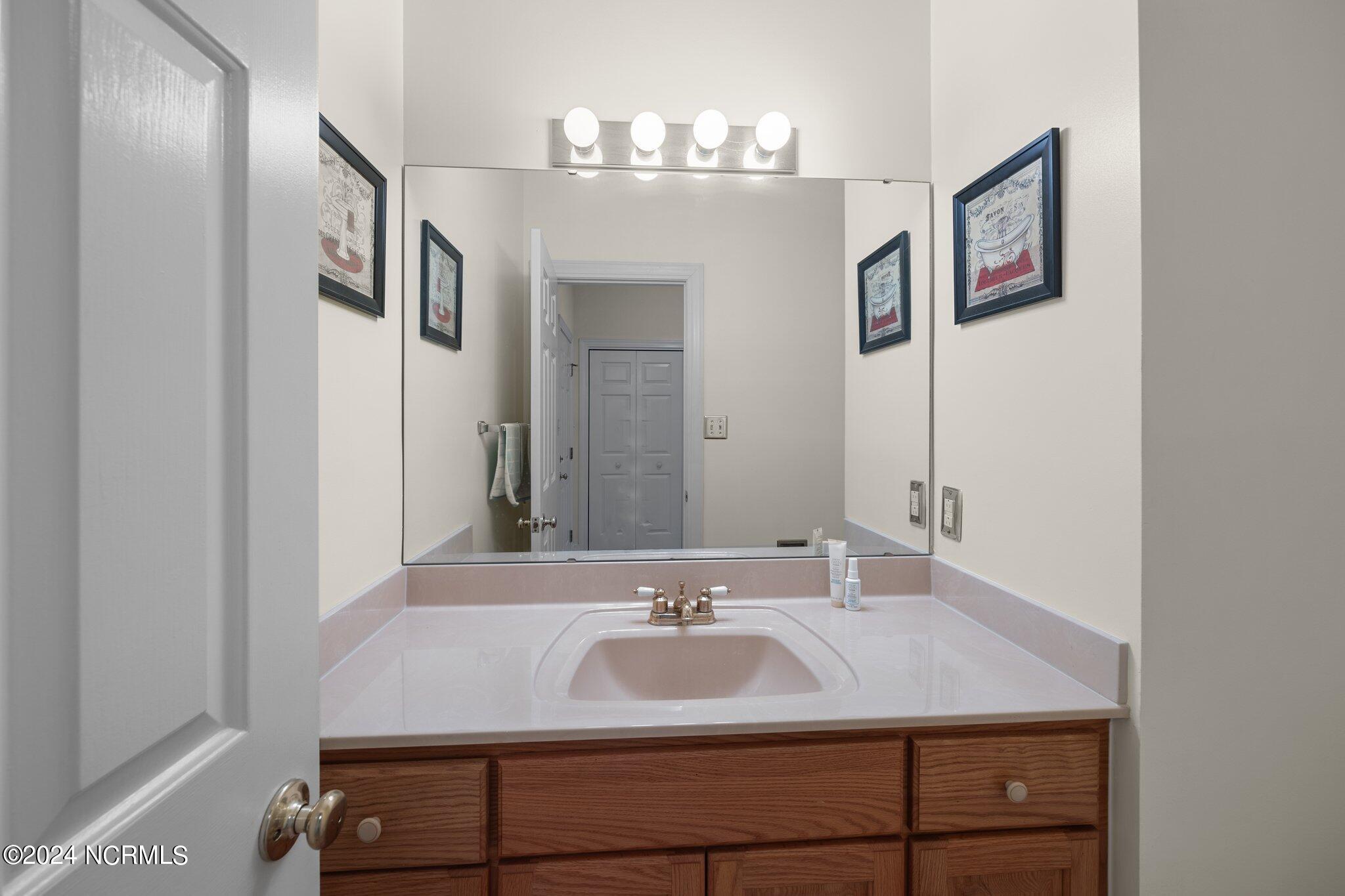 6021 Cassowary Lane Property Photo 40