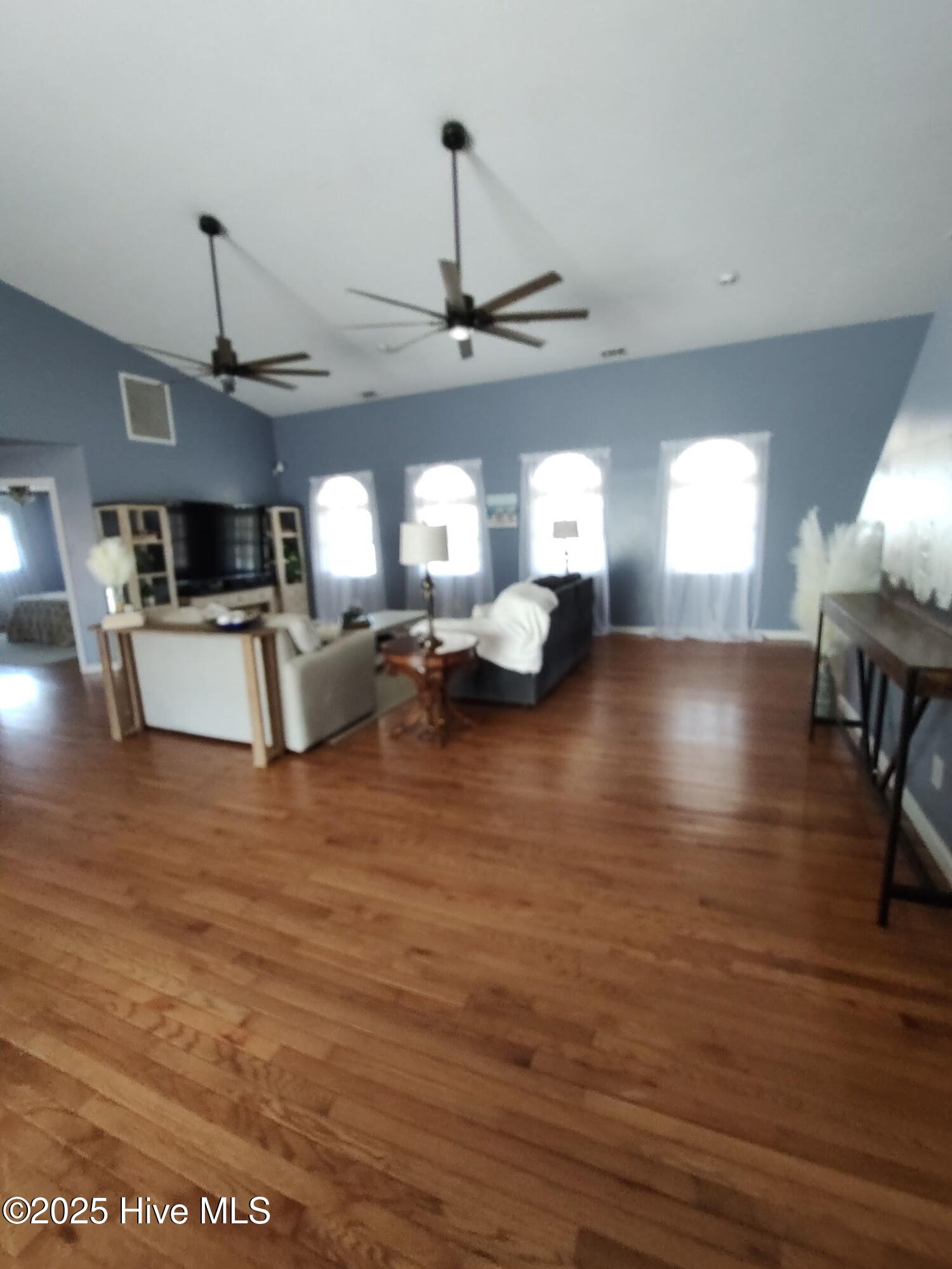 40 Beach Road Property Photo 8