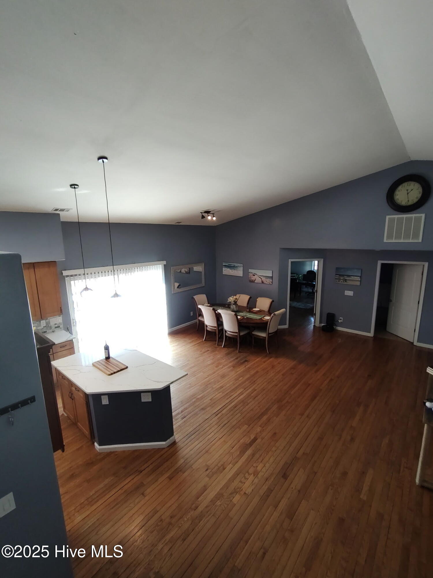 40 Beach Road Property Photo 16