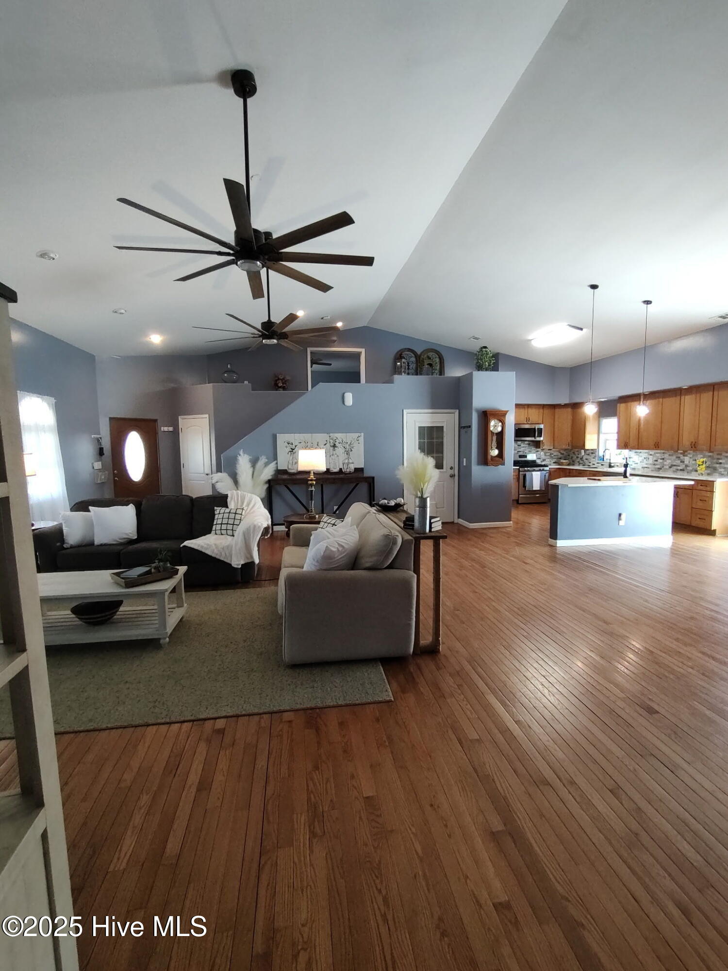 40 Beach Road Property Photo 17