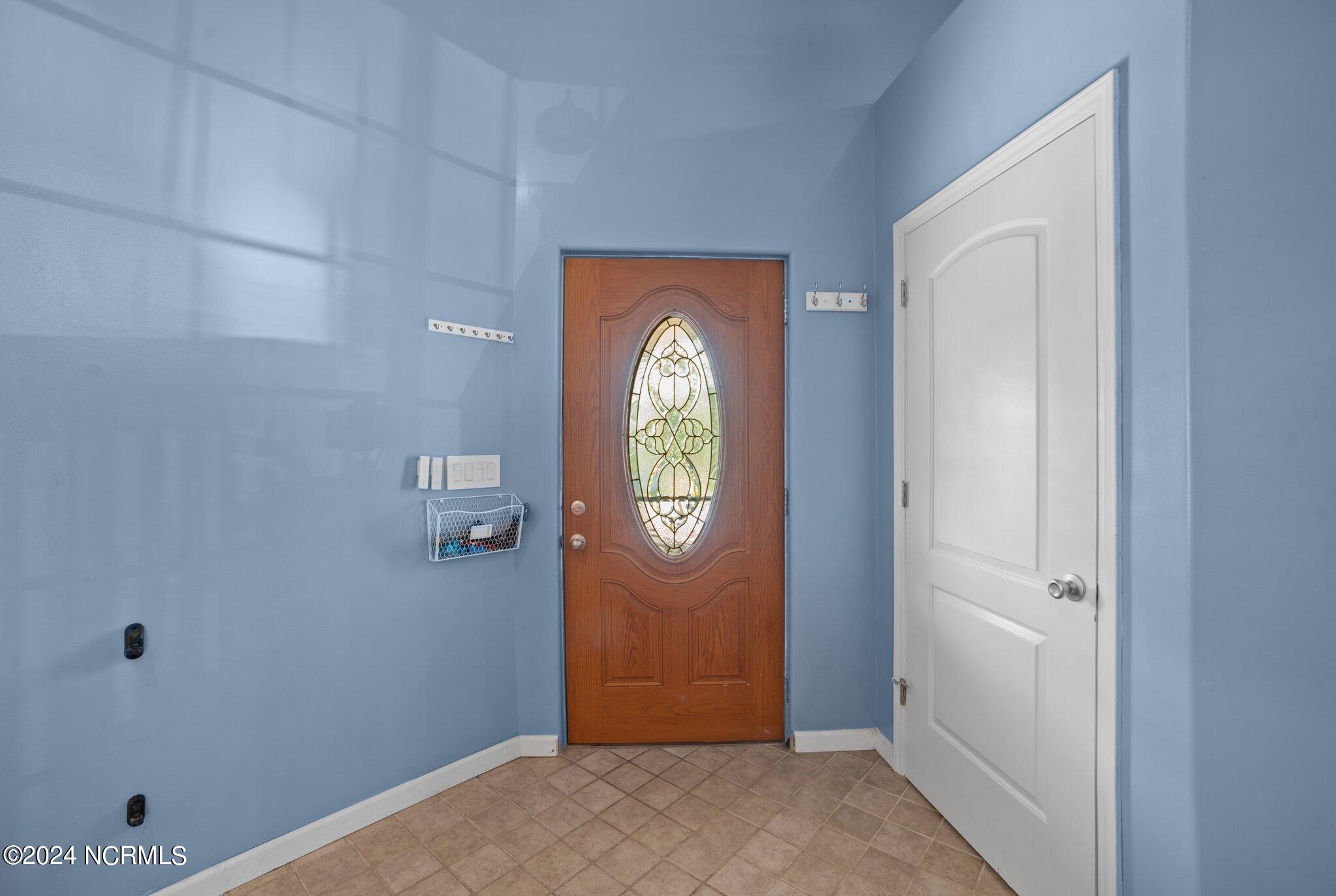 40 Beach Road Property Photo 28