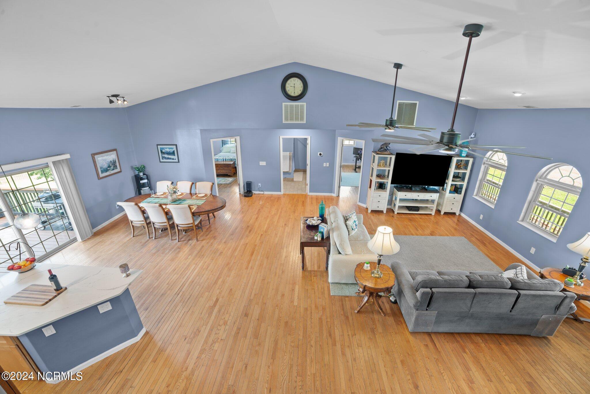40 Beach Road Property Photo 29