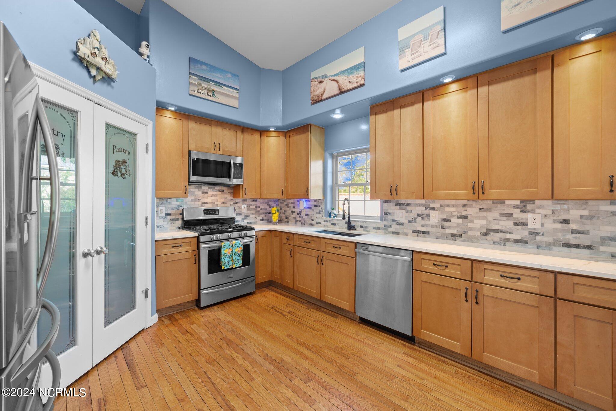 40 Beach Road Property Photo 38